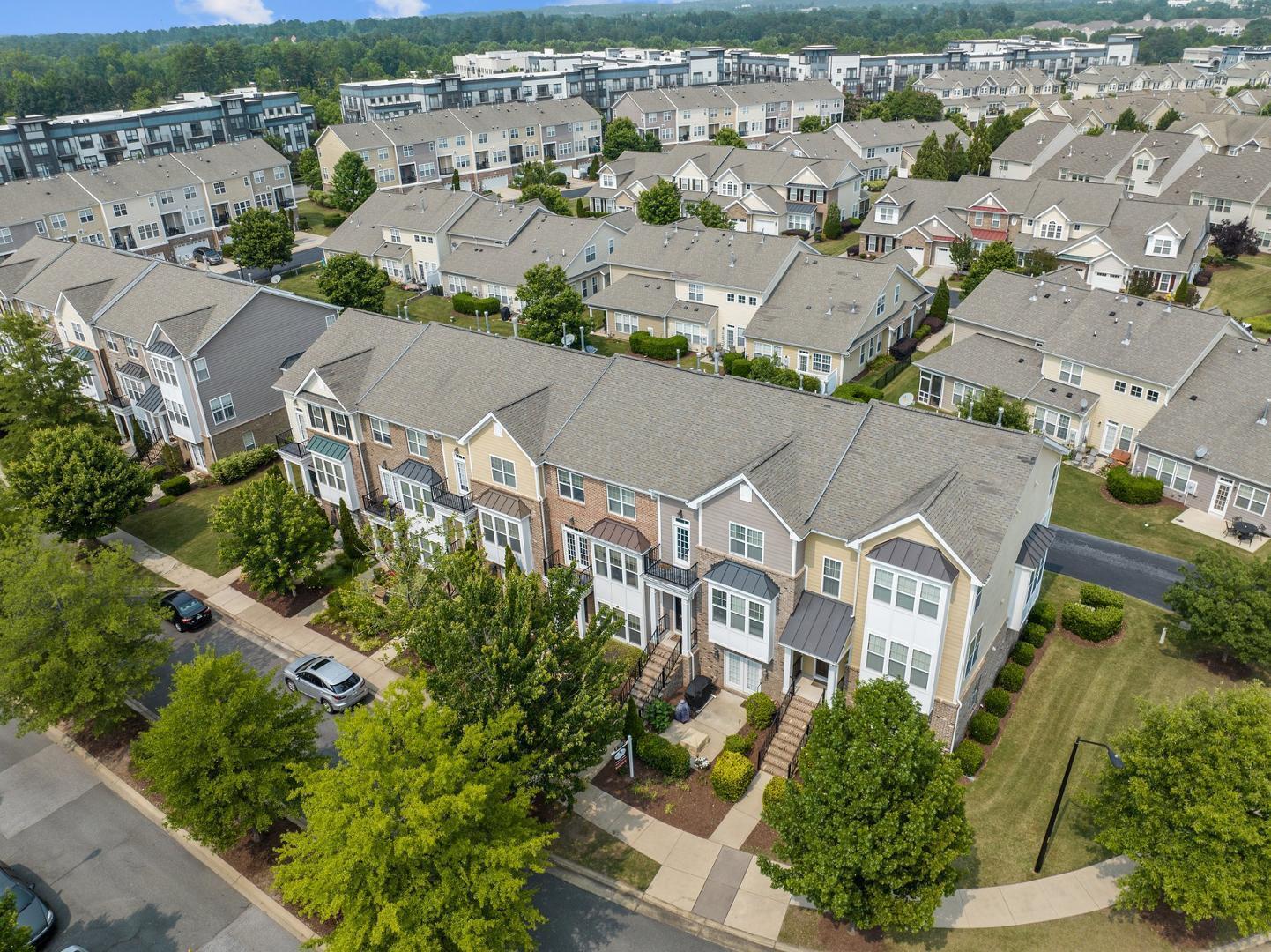 10122 Glen Autumn Road
