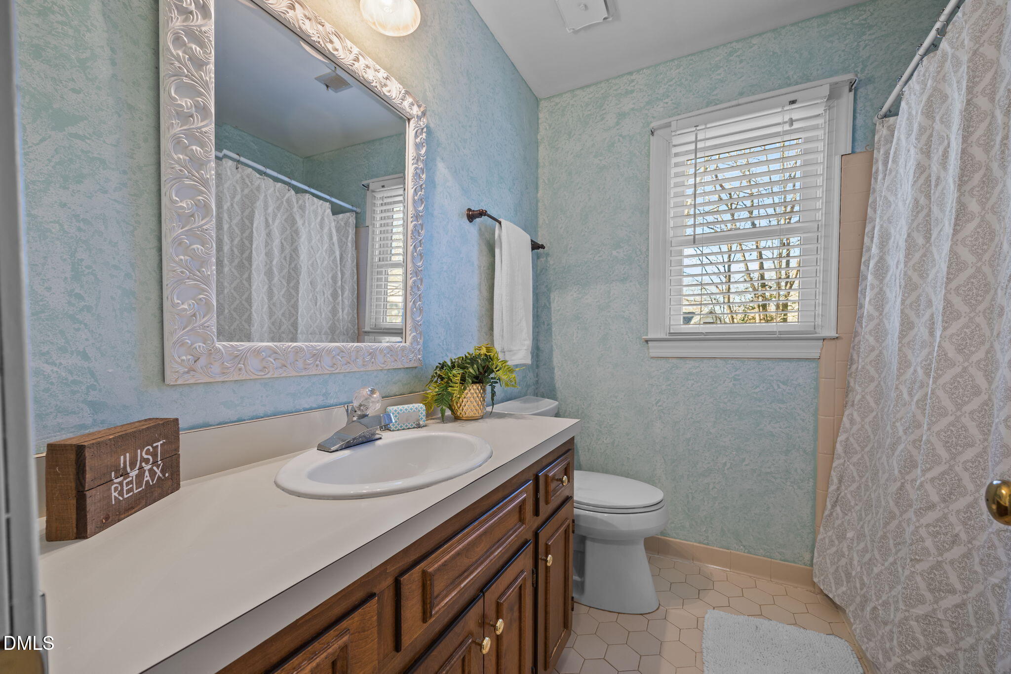 8309 Apple Orchard Way