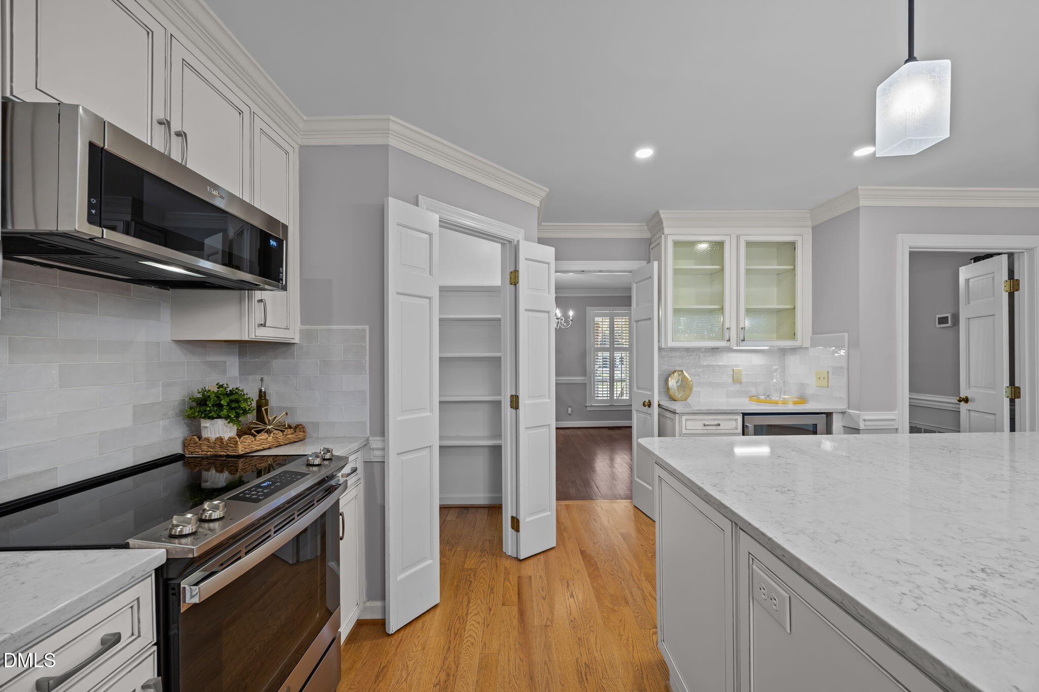 8309 Apple Orchard Way