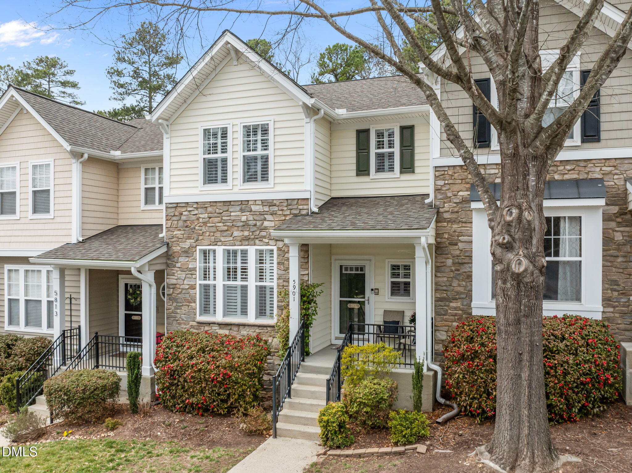 5901 Hourglass Court