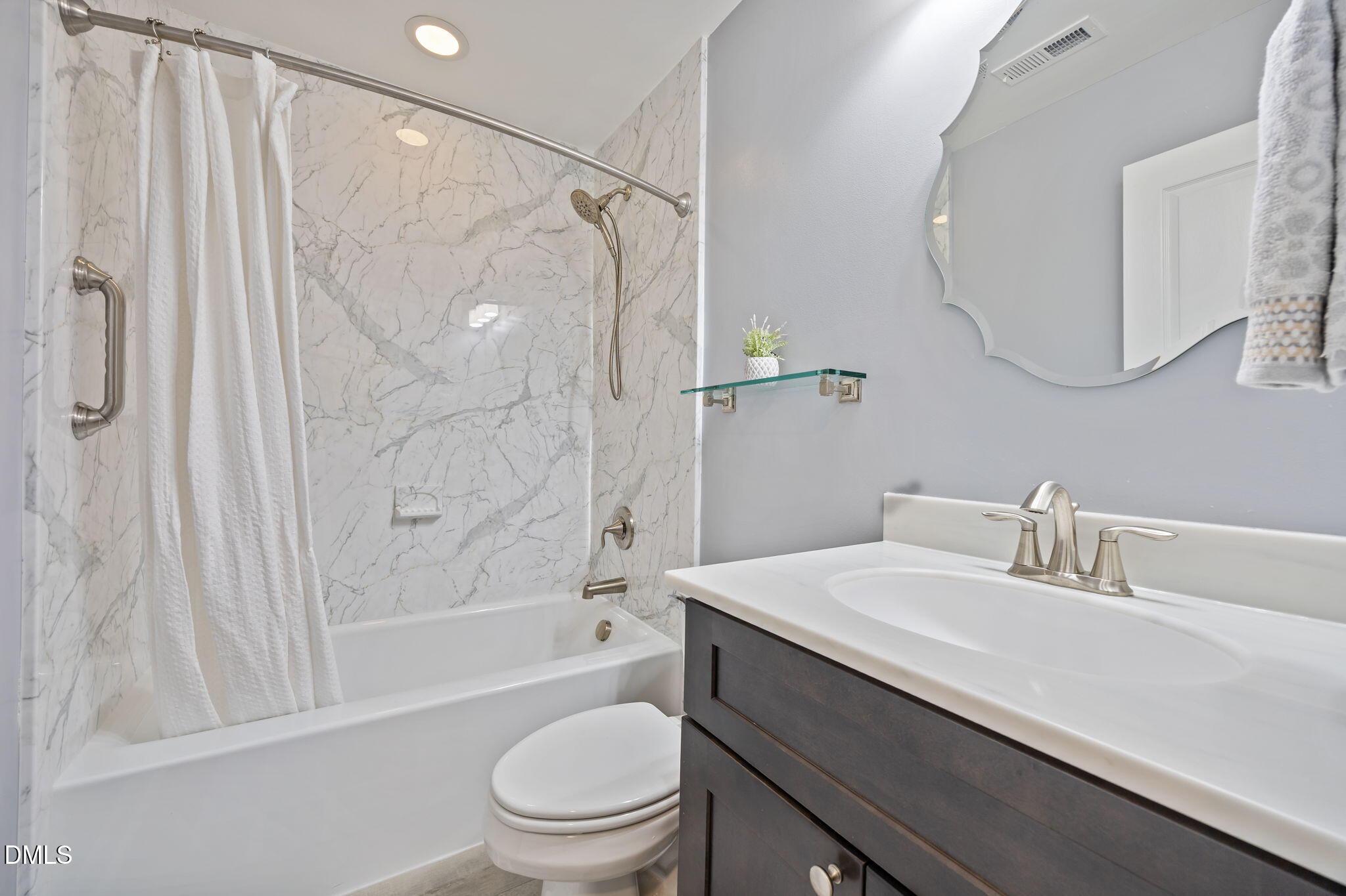 5901 Hourglass Court