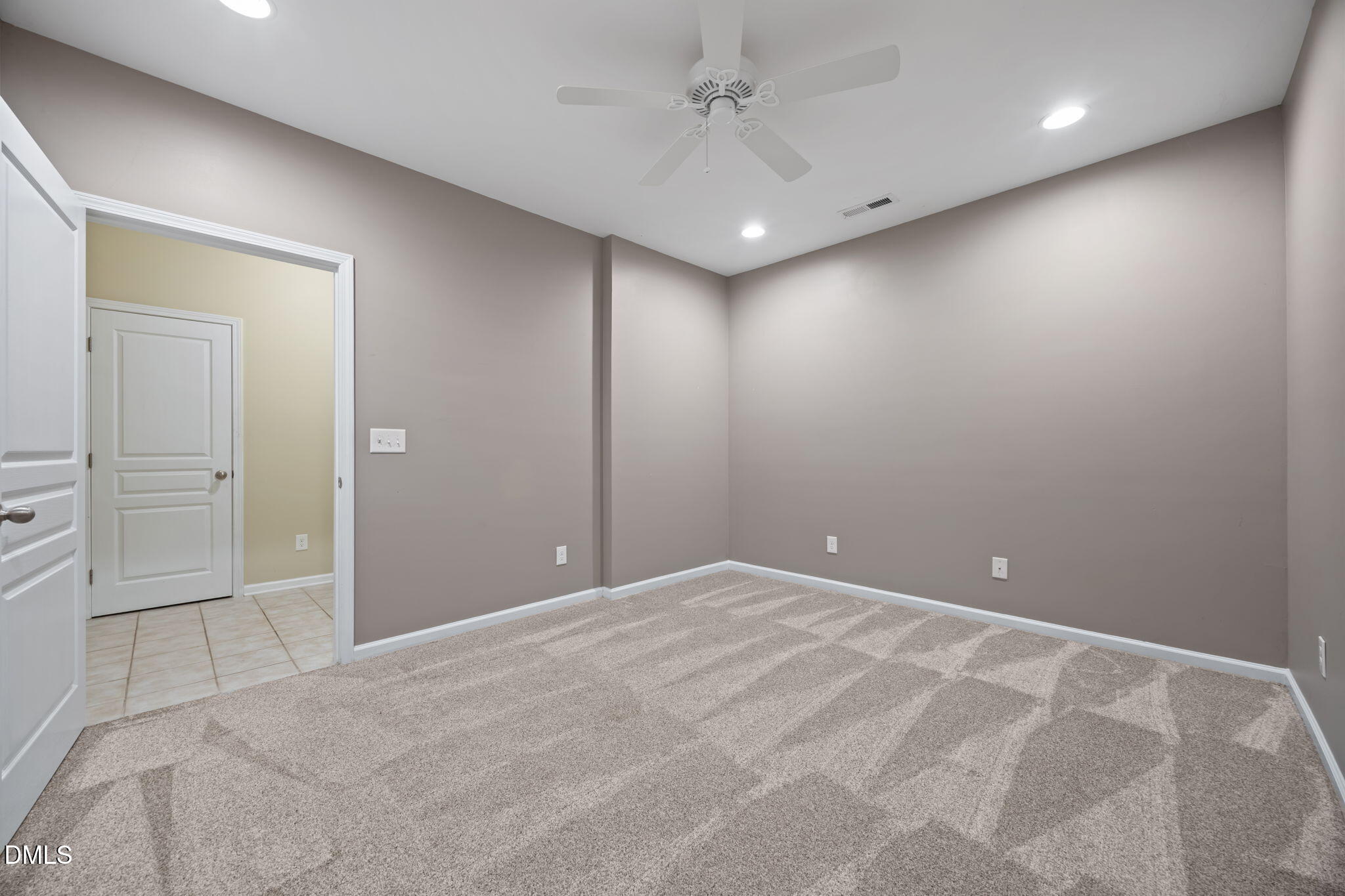 5901 Hourglass Court