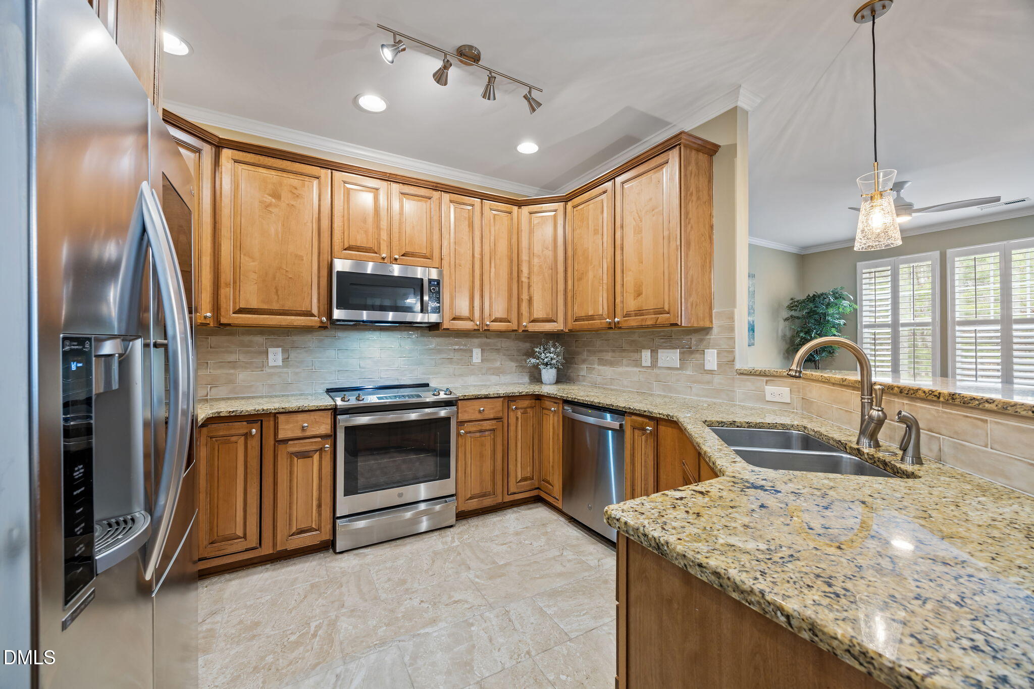 5901 Hourglass Court