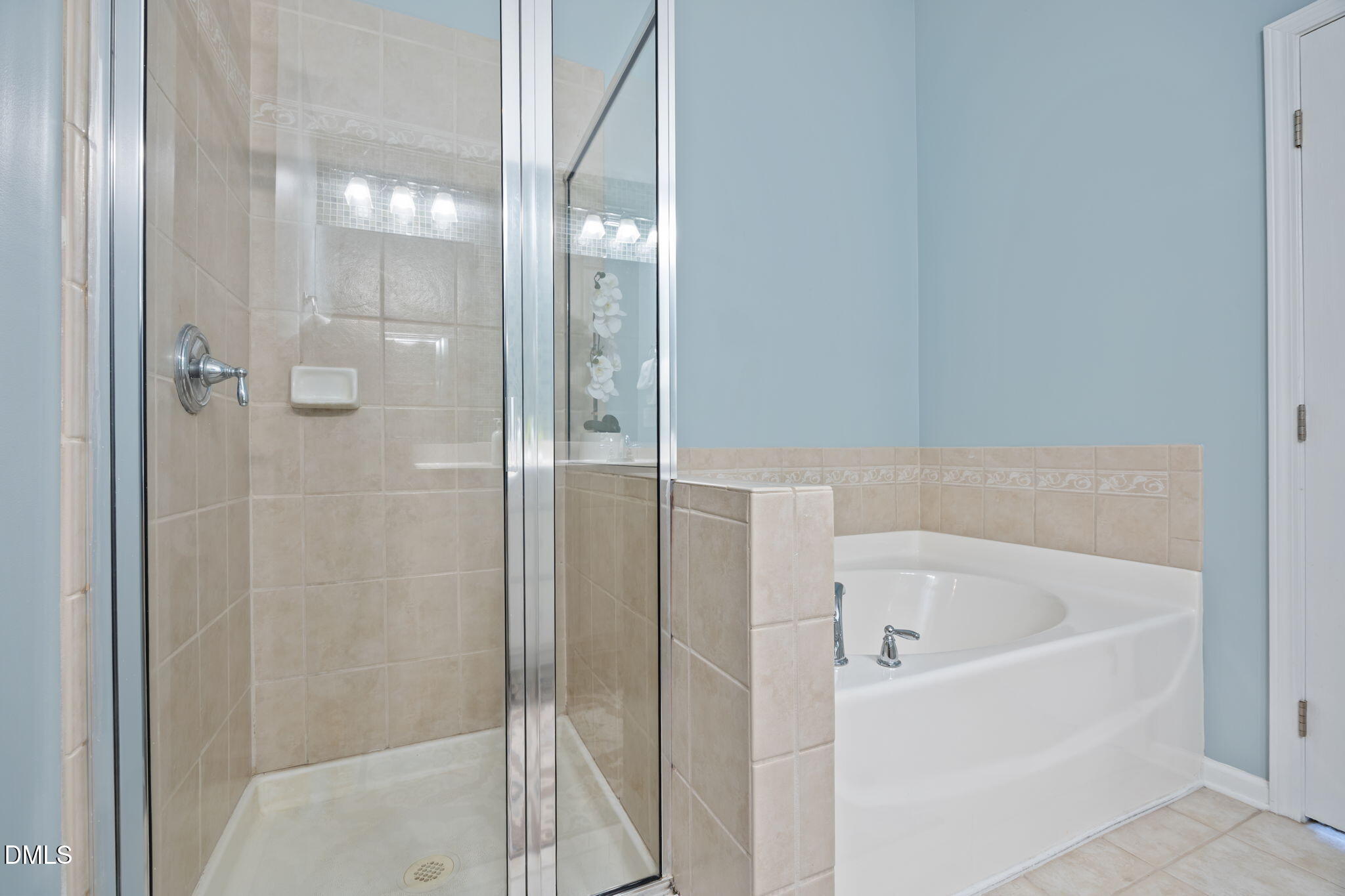 5901 Hourglass Court