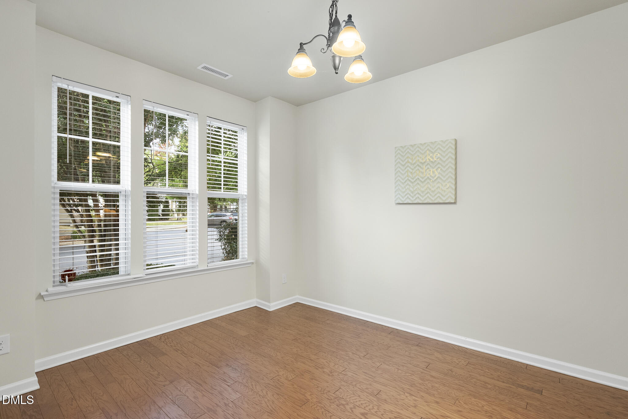 3002 Berkeley Springs Place