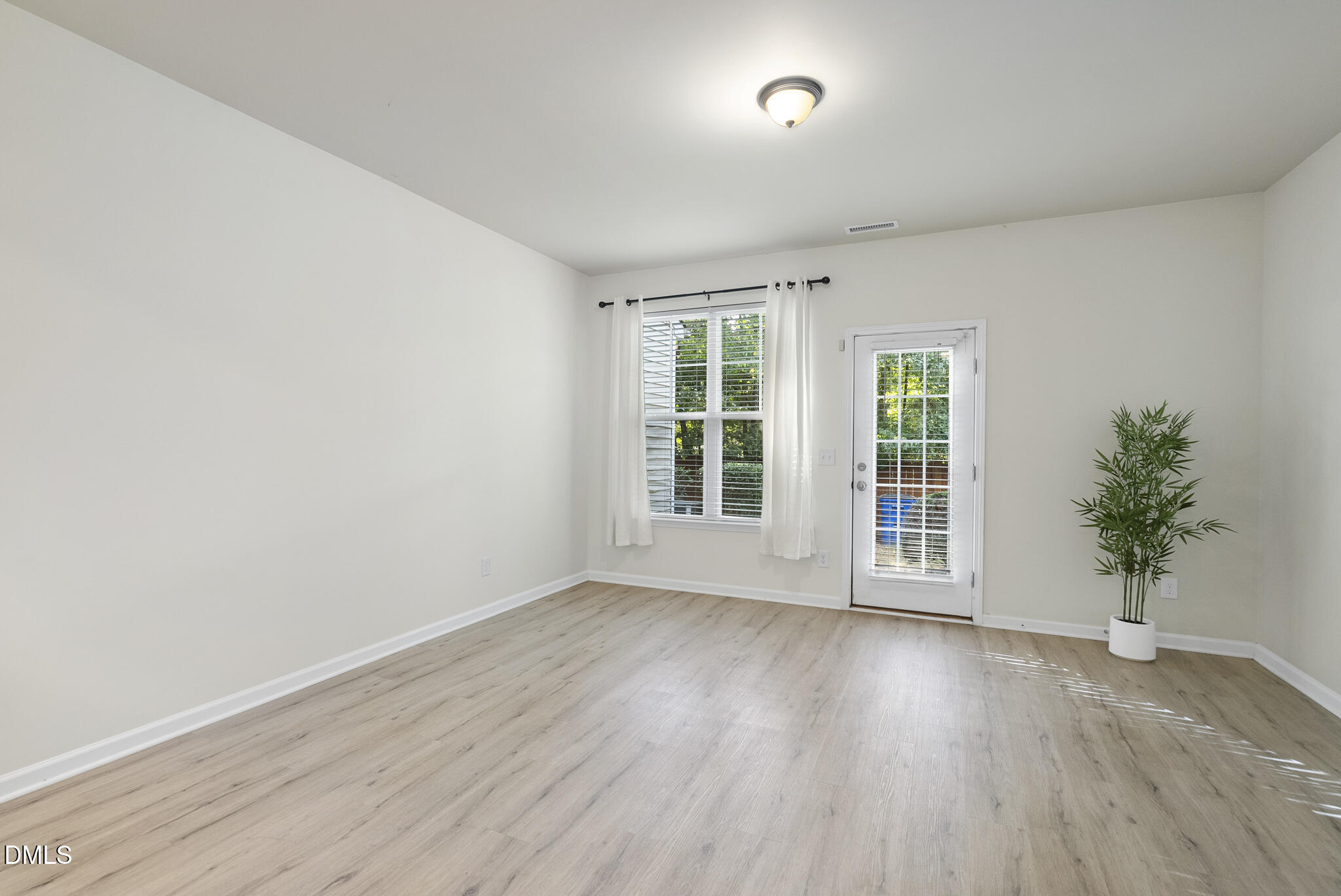 3002 Berkeley Springs Place