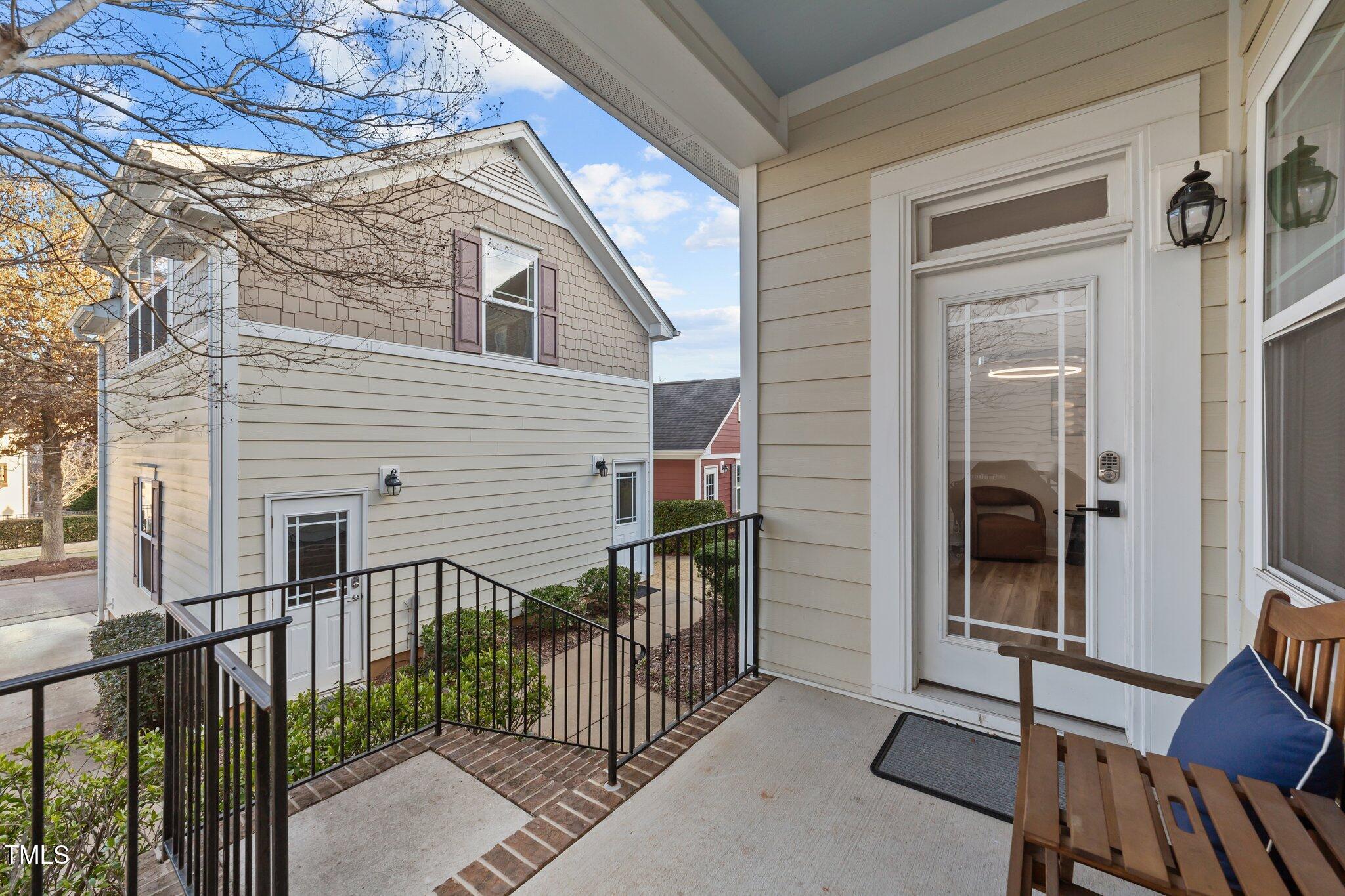 1536 Crafton Way