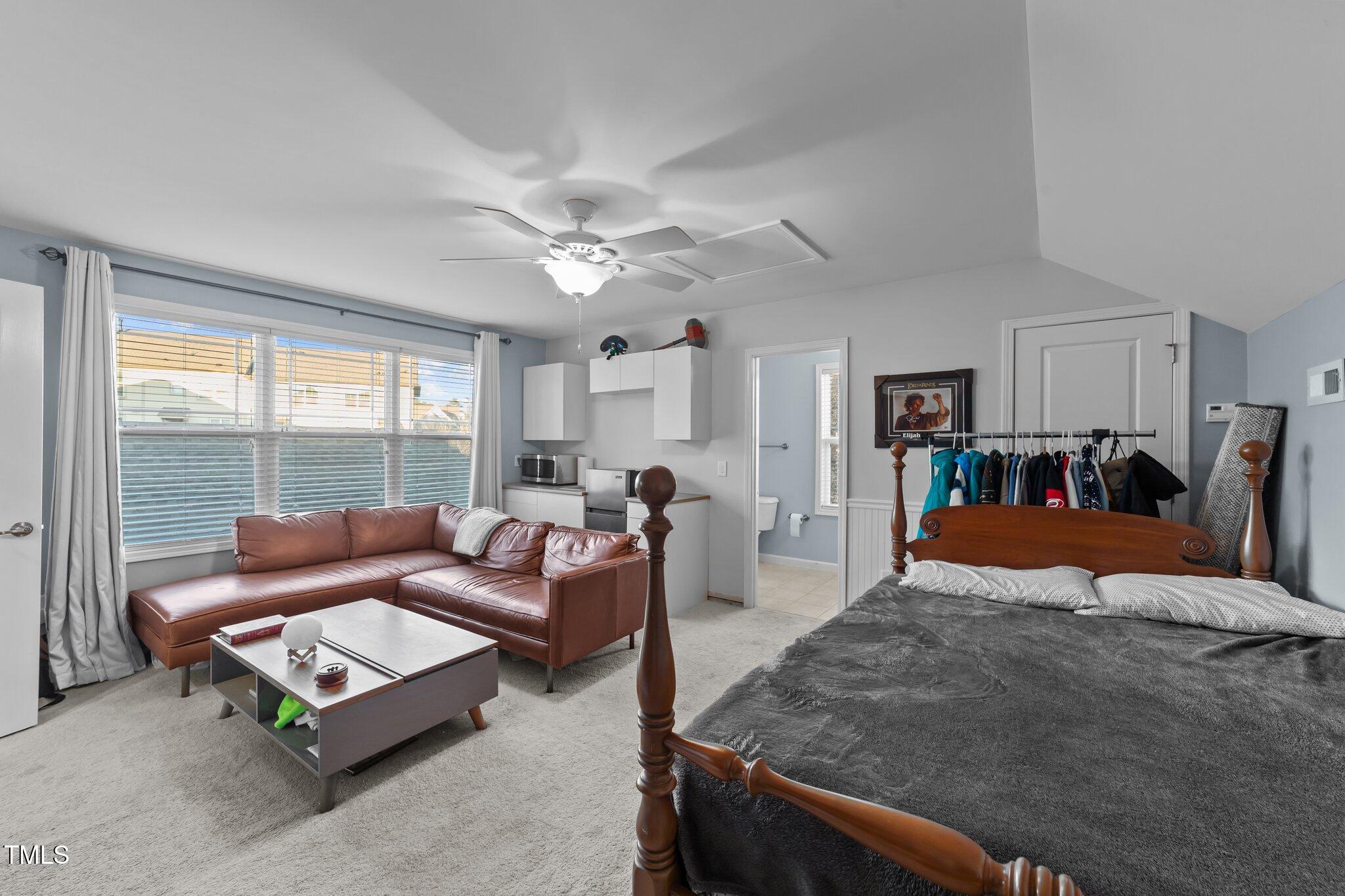 1536 Crafton Way