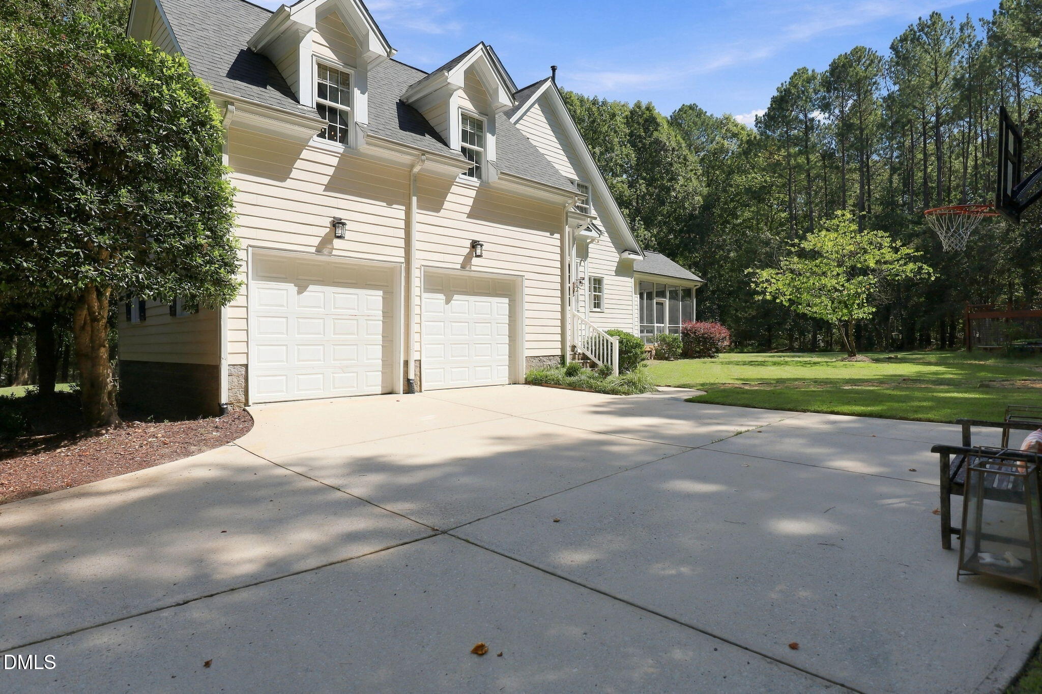 584 Olde Thompson Creek Road