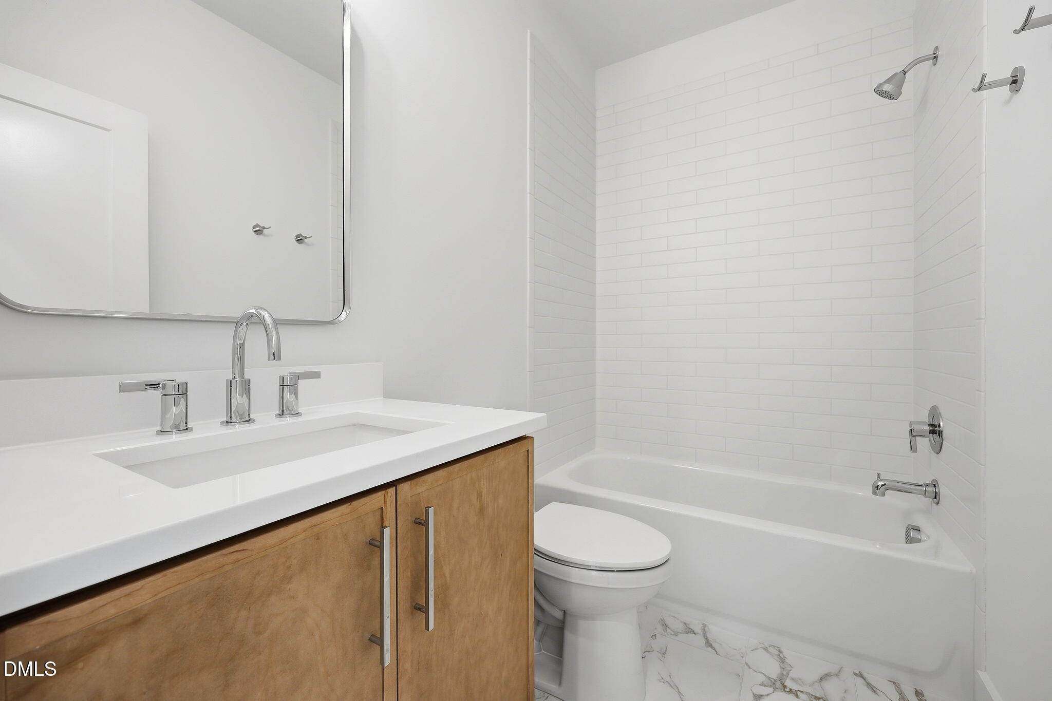 403 Chatham View Road