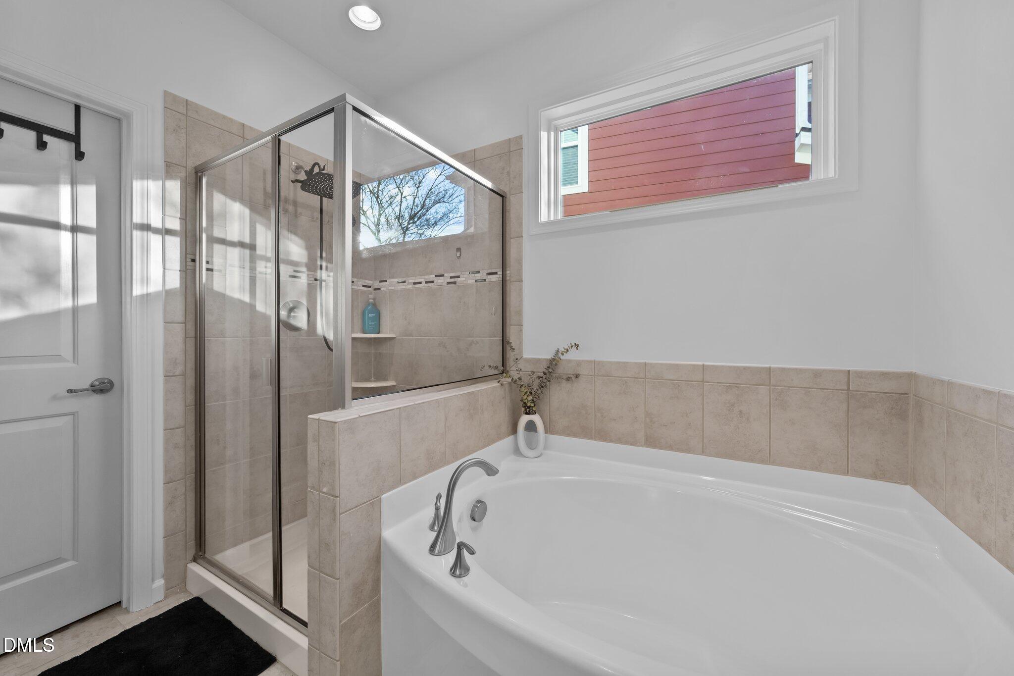 1536 Crafton Way