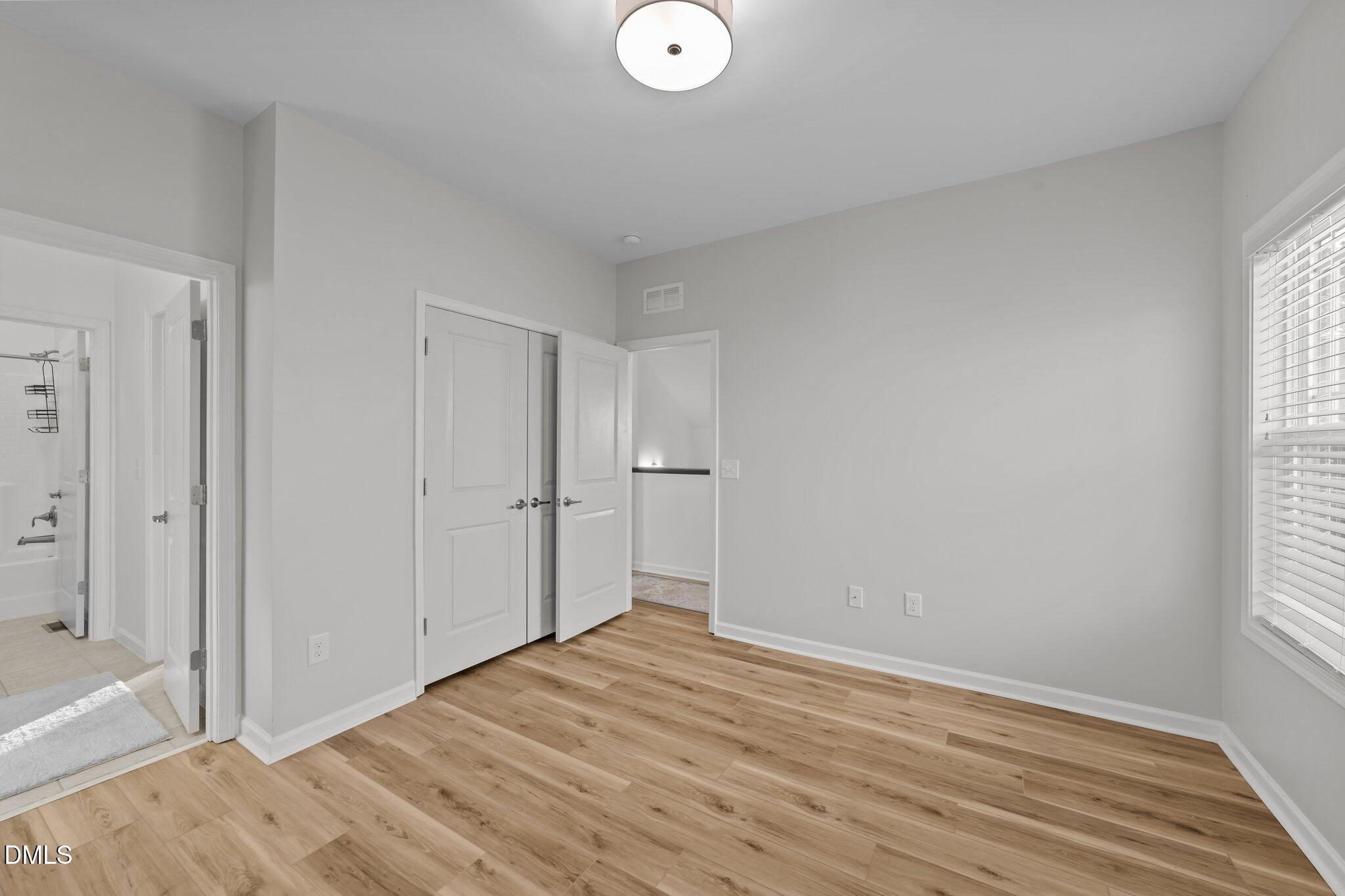 1536 Crafton Way