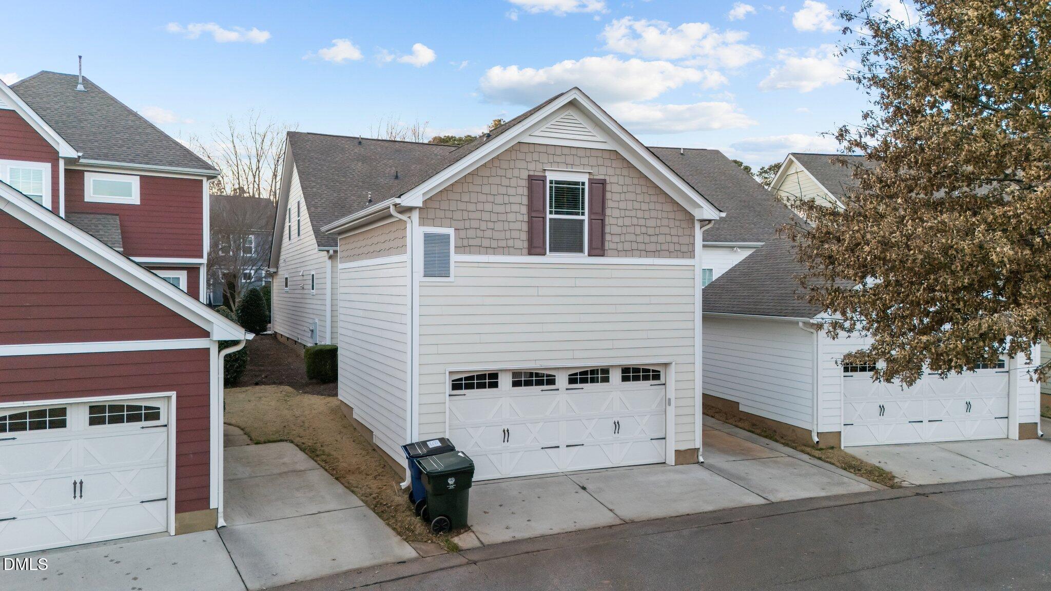 1536 Crafton Way