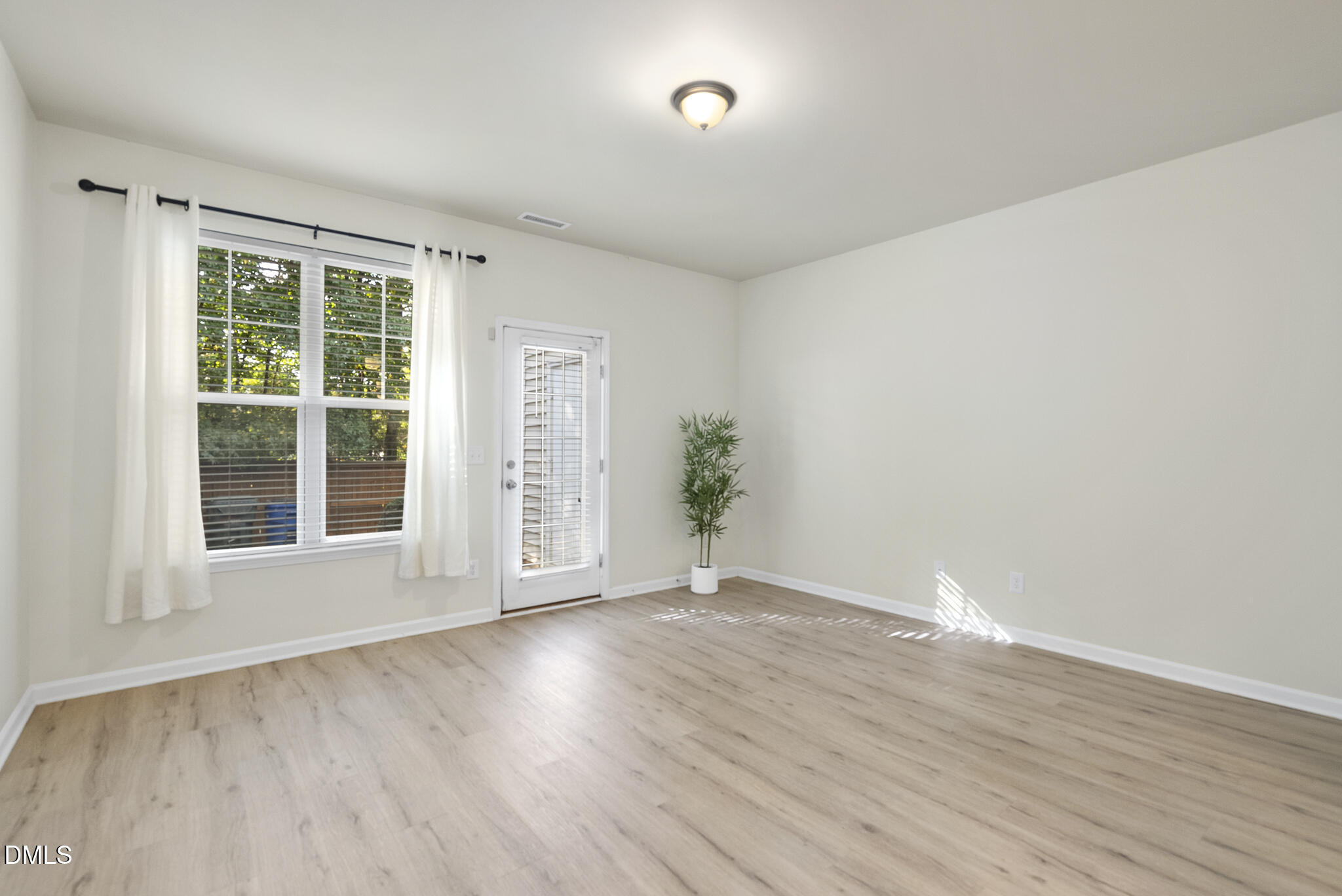 3002 Berkeley Springs Place