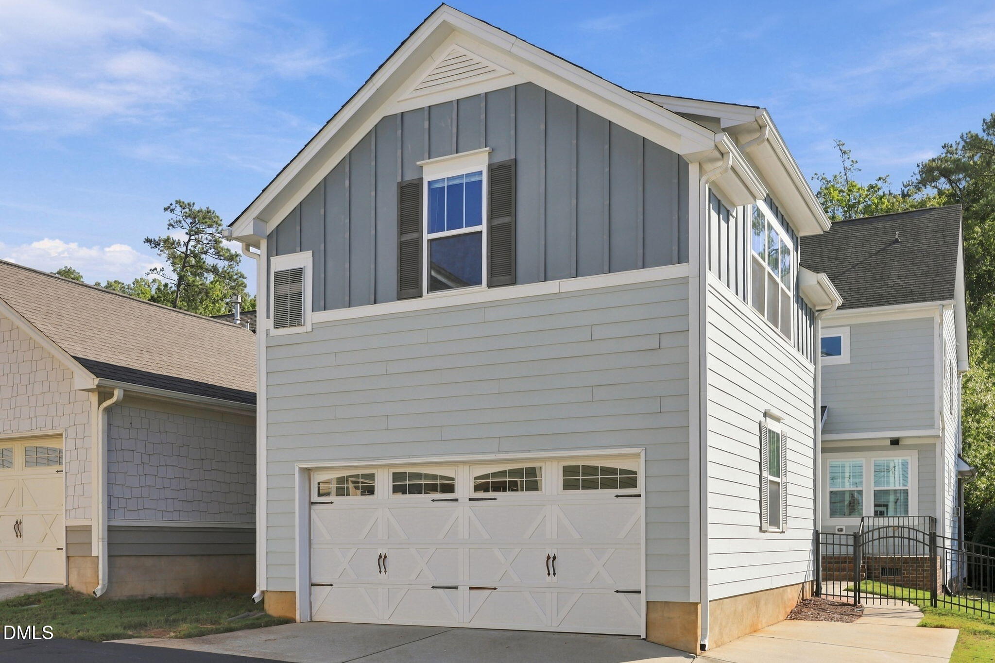 1513 Fullerton Place