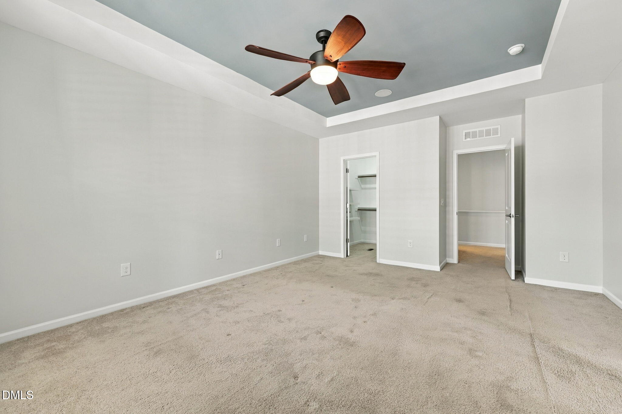 1513 Fullerton Place