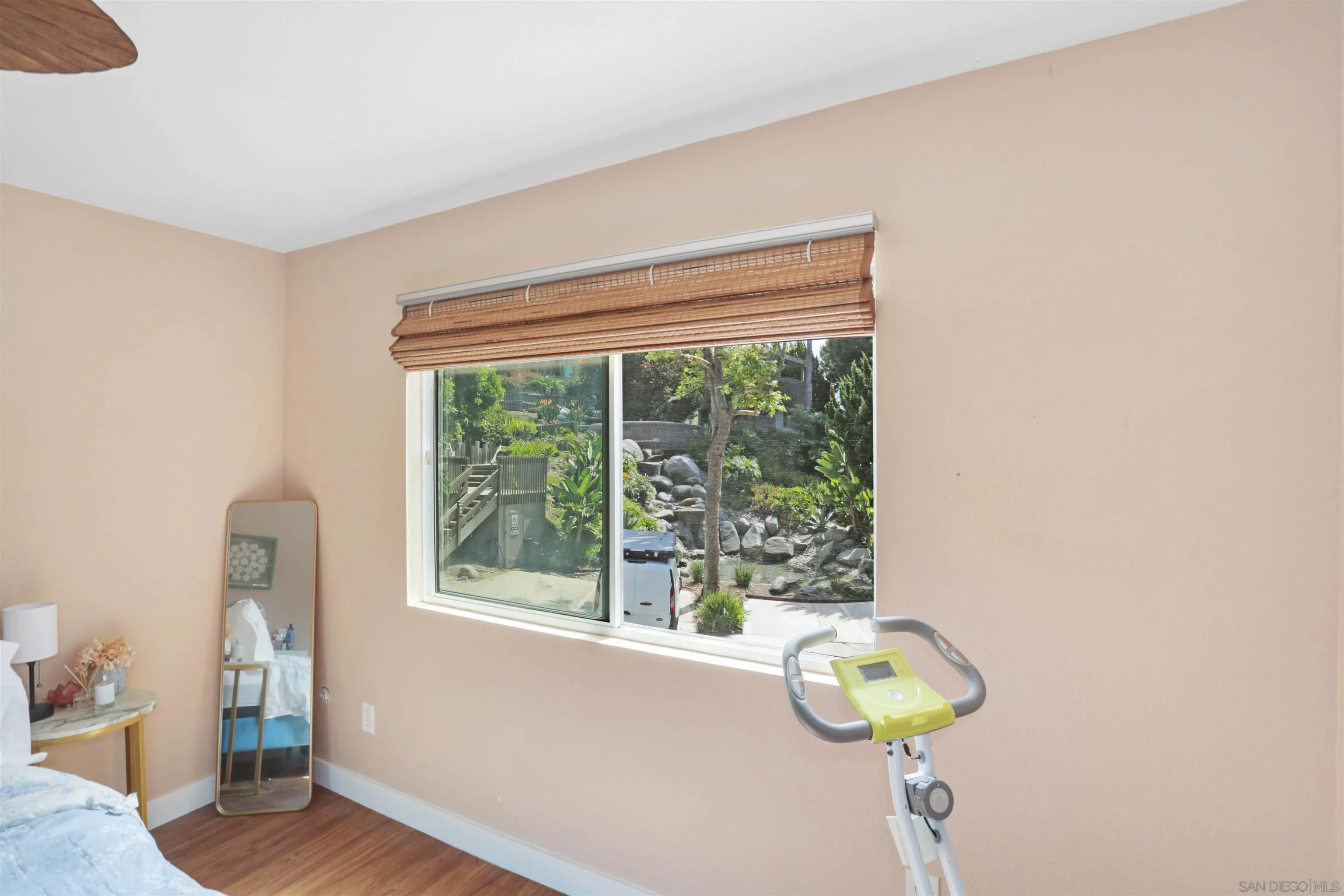 155 Rosebay Unit 37