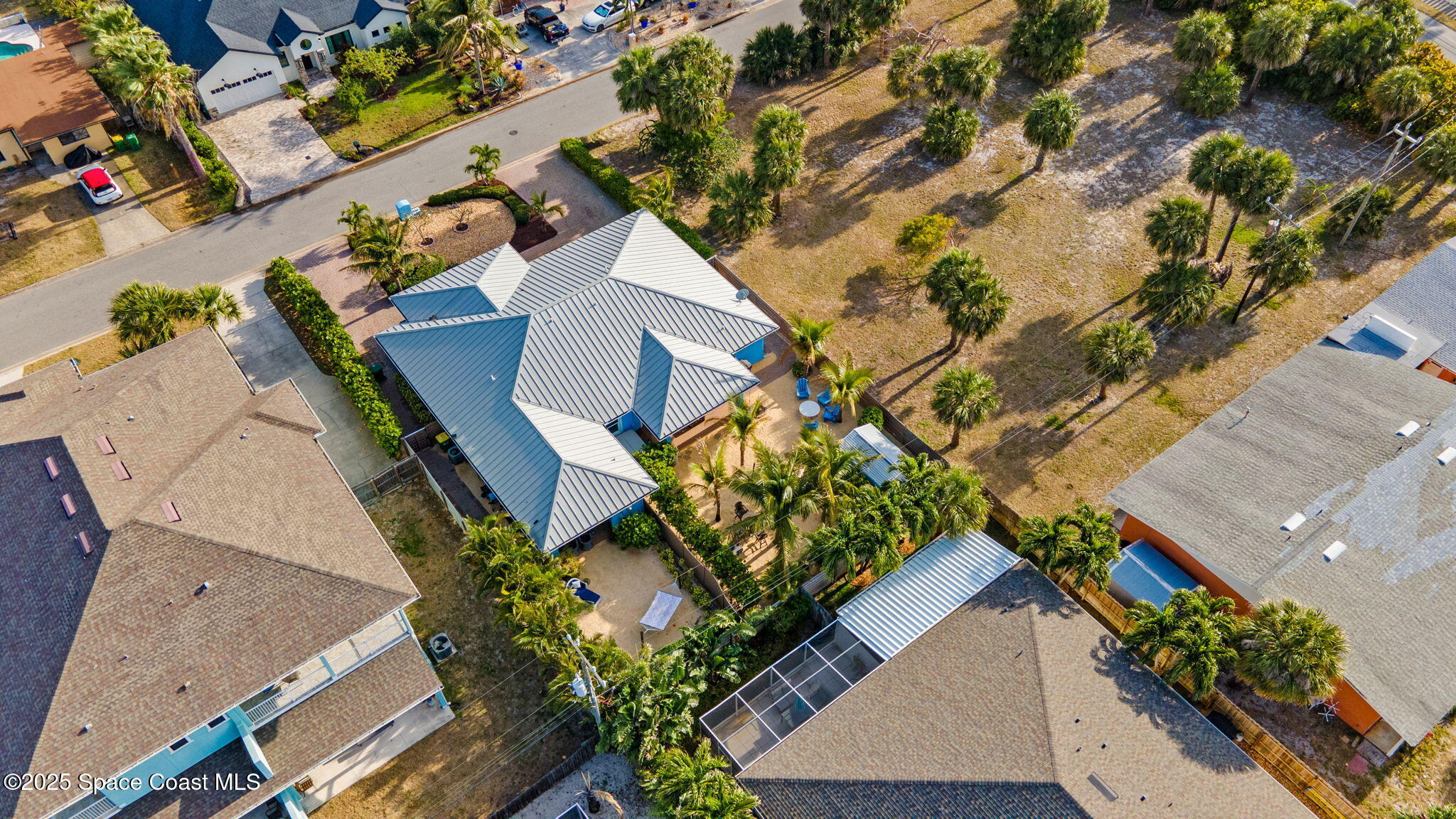 131 Harding Avenue, 131 &129