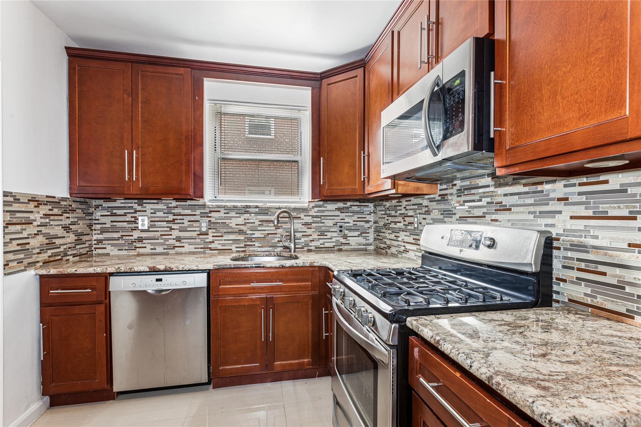 110-20 71 Avenue Unit: 521
