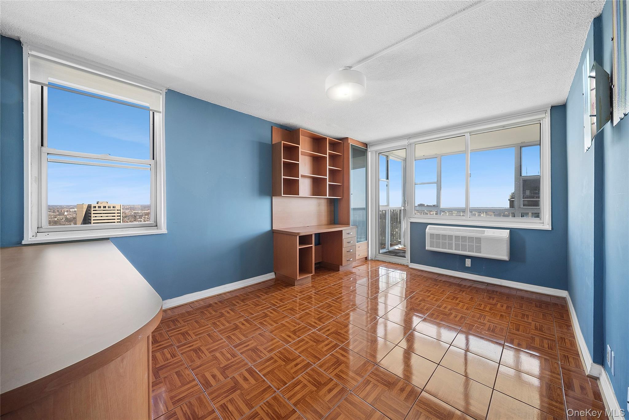 11817 Union Turnpike Unit: 21K