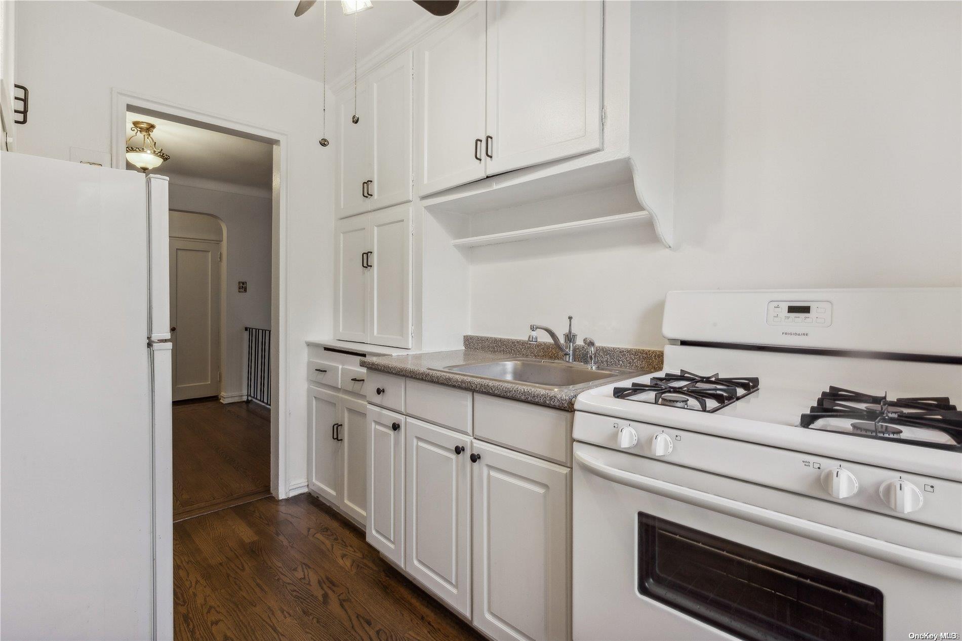 76-35 113th Street Unit: 1K