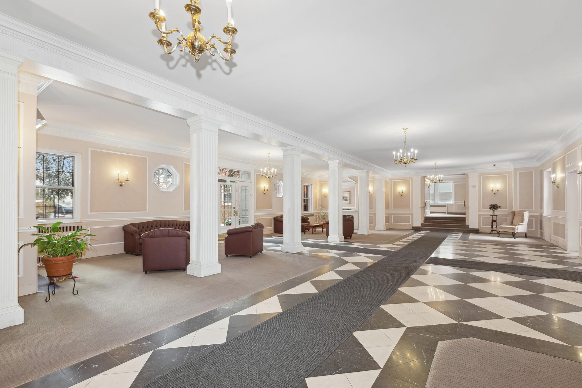 117-01 PARK Lane S C3J