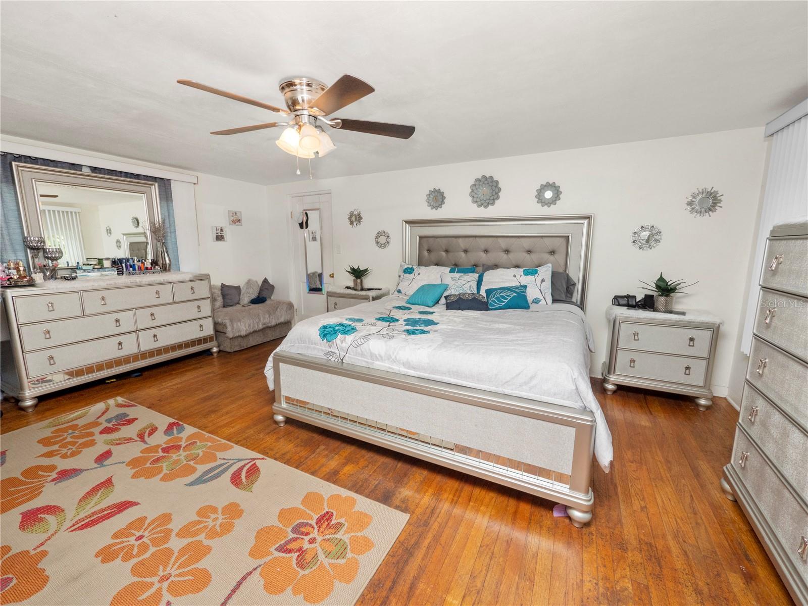 116 S LANIER AVE