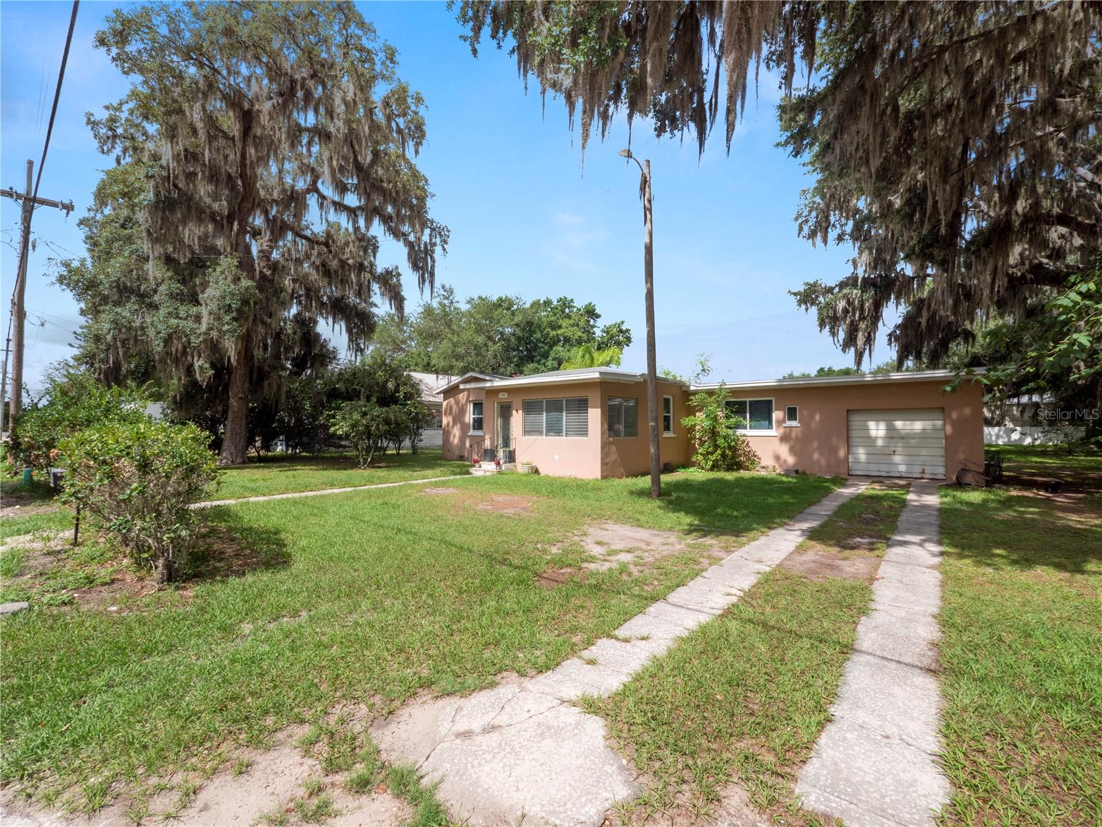 116 S LANIER AVE
