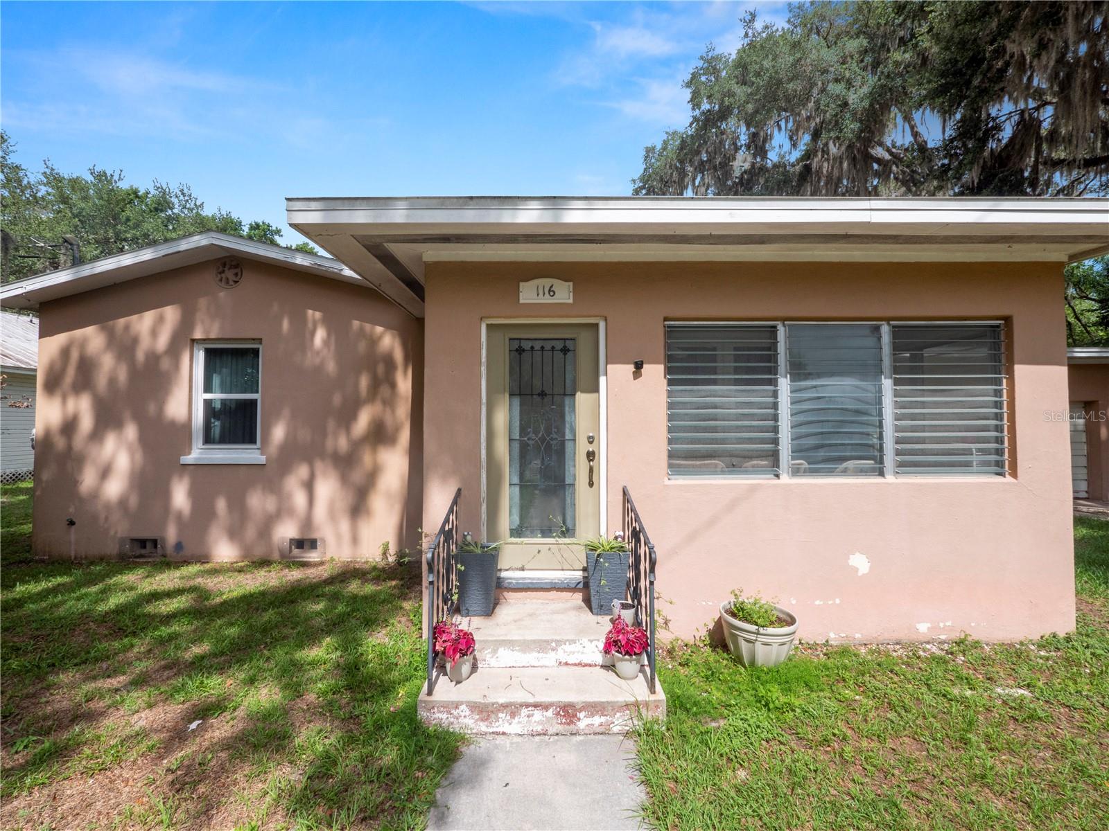 116 S LANIER AVE