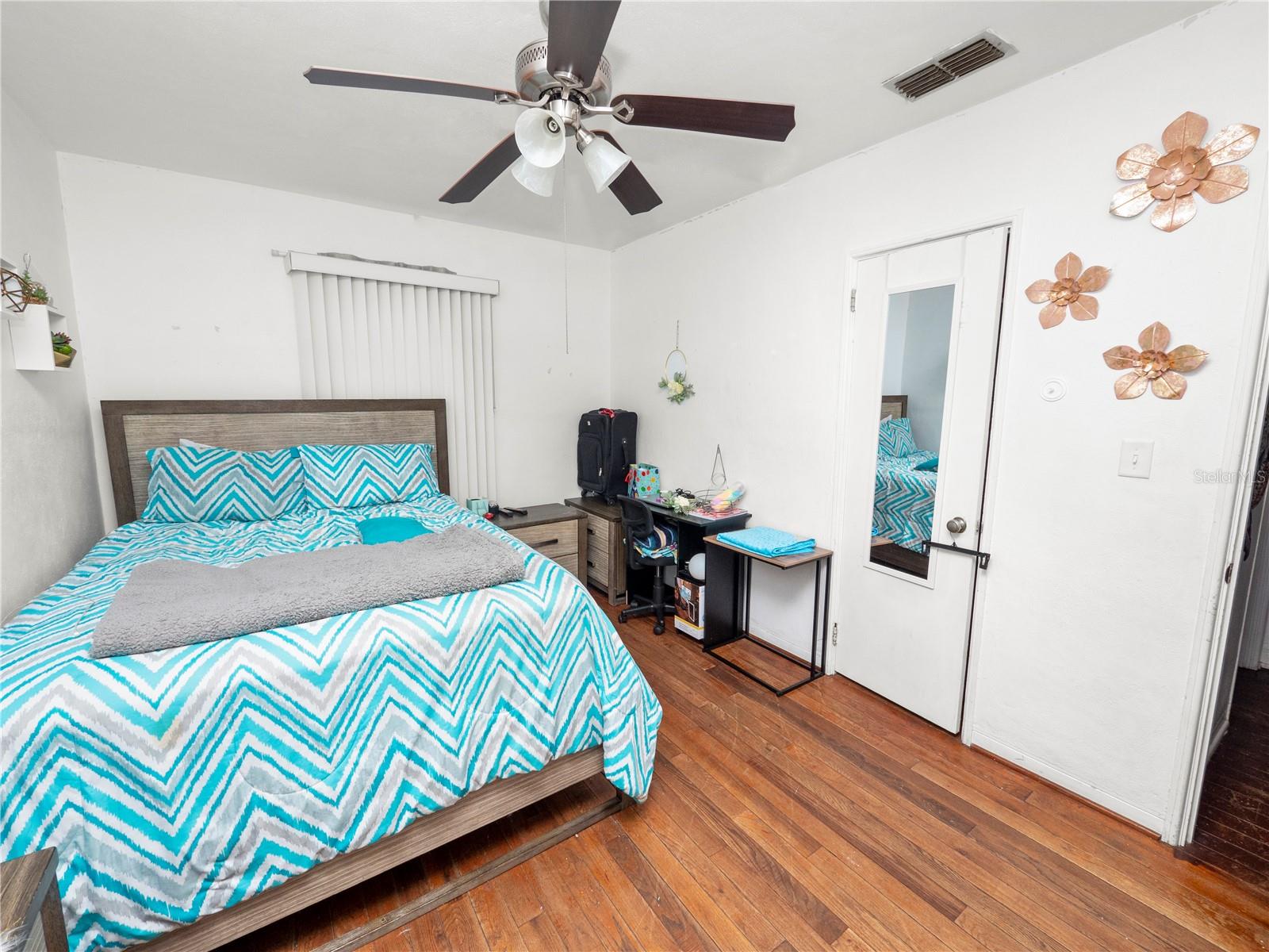 116 S LANIER AVE