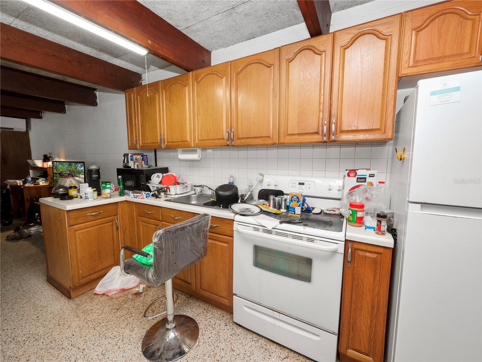 500 N TECUMSEH AVE #1
