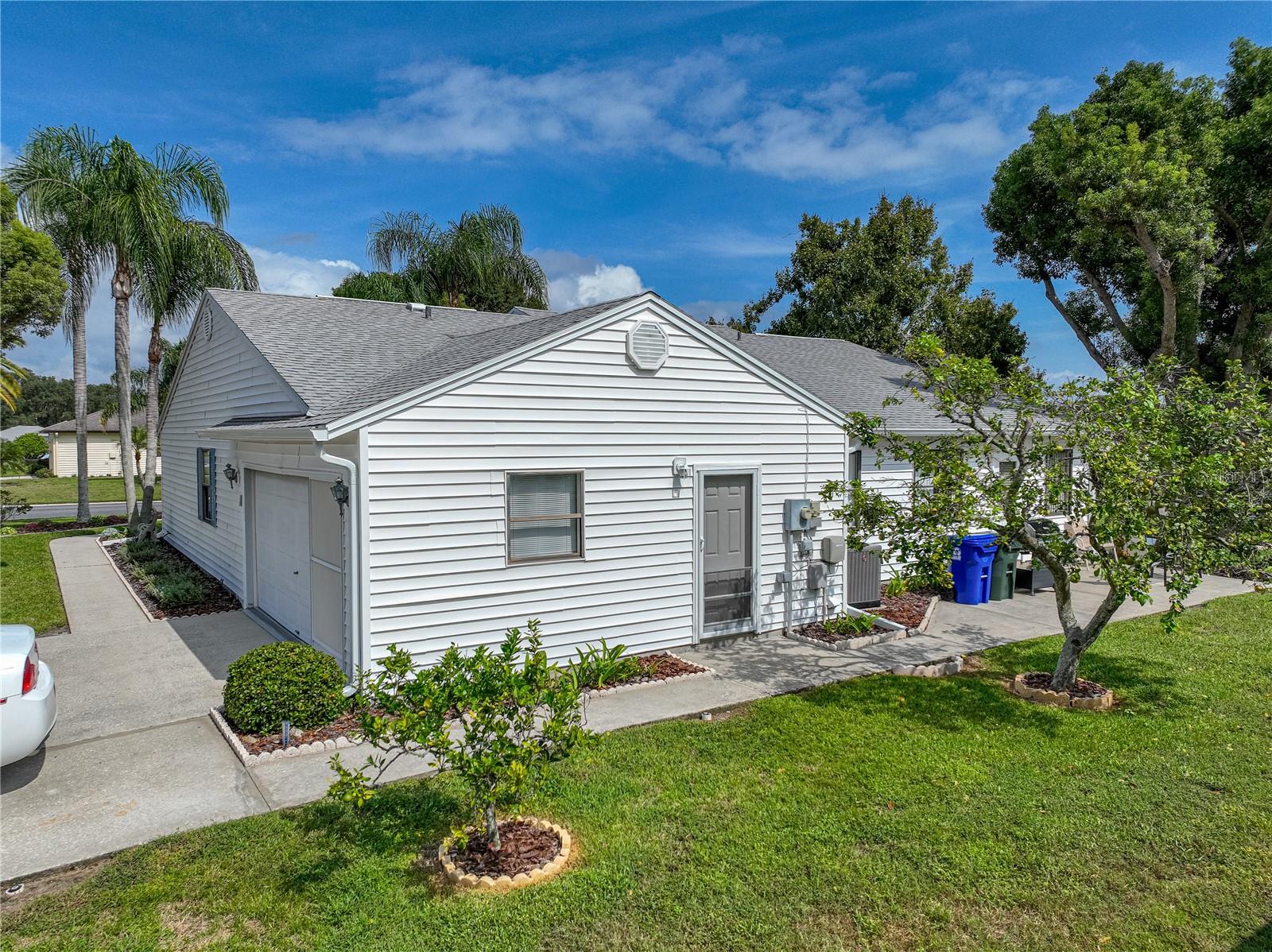 6194 SANDERLING DR