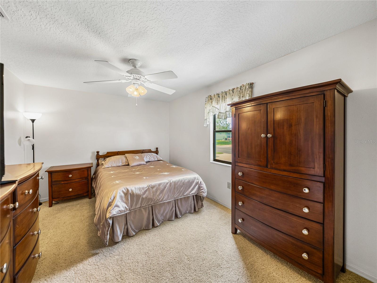 6194 SANDERLING DR