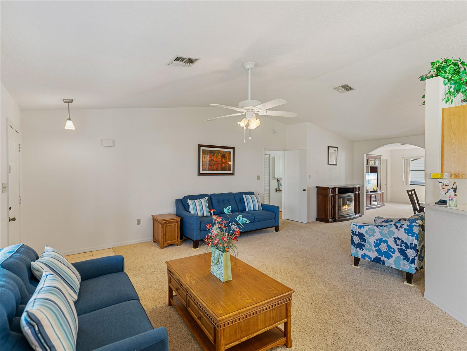 6194 SANDERLING DR