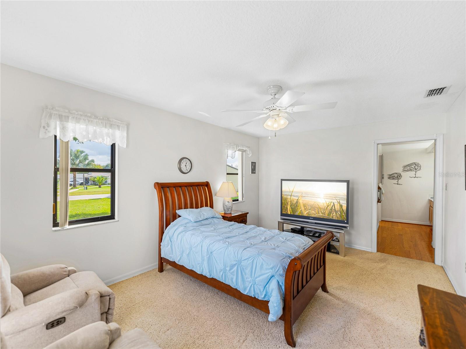 6194 SANDERLING DR