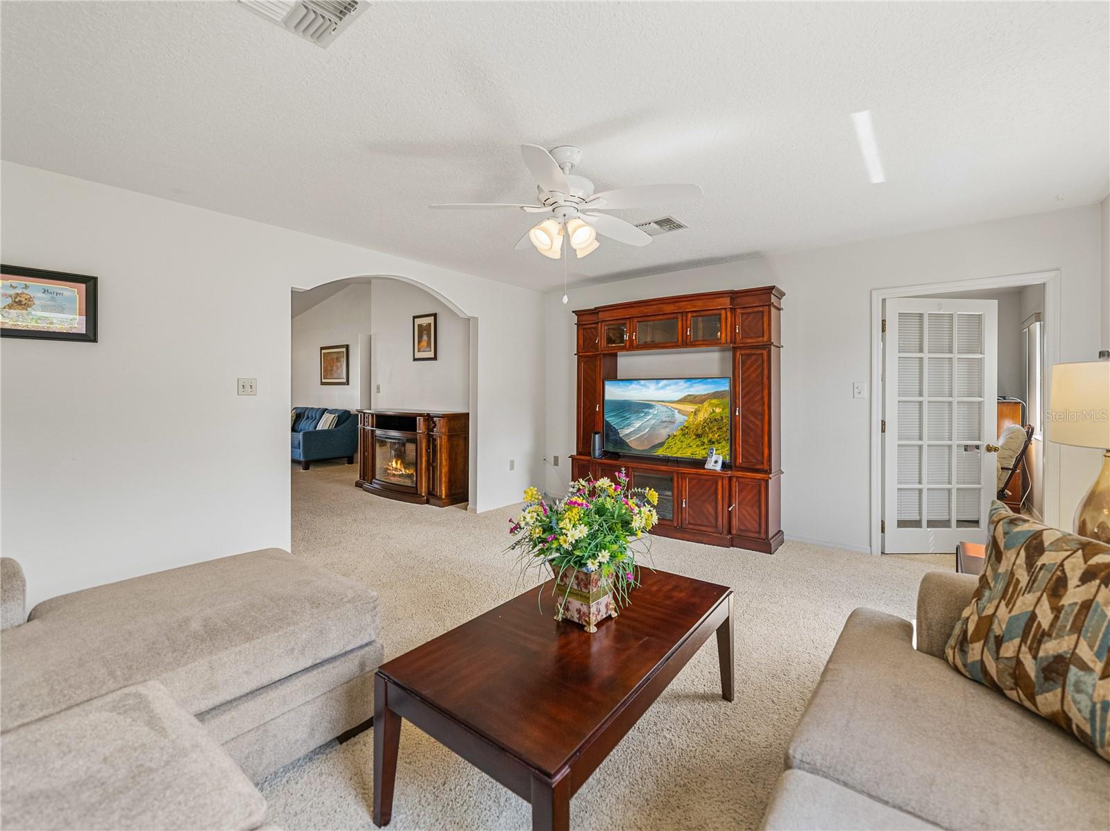 6194 SANDERLING DR