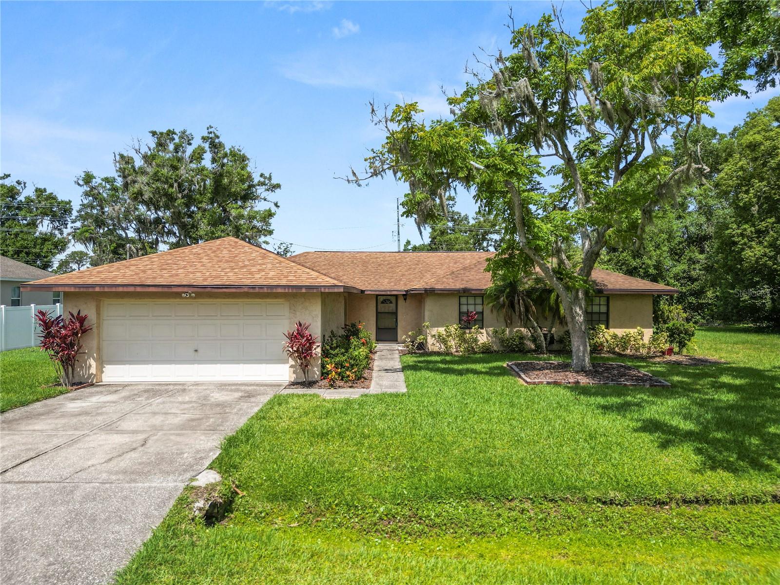 1917 LORI LN W