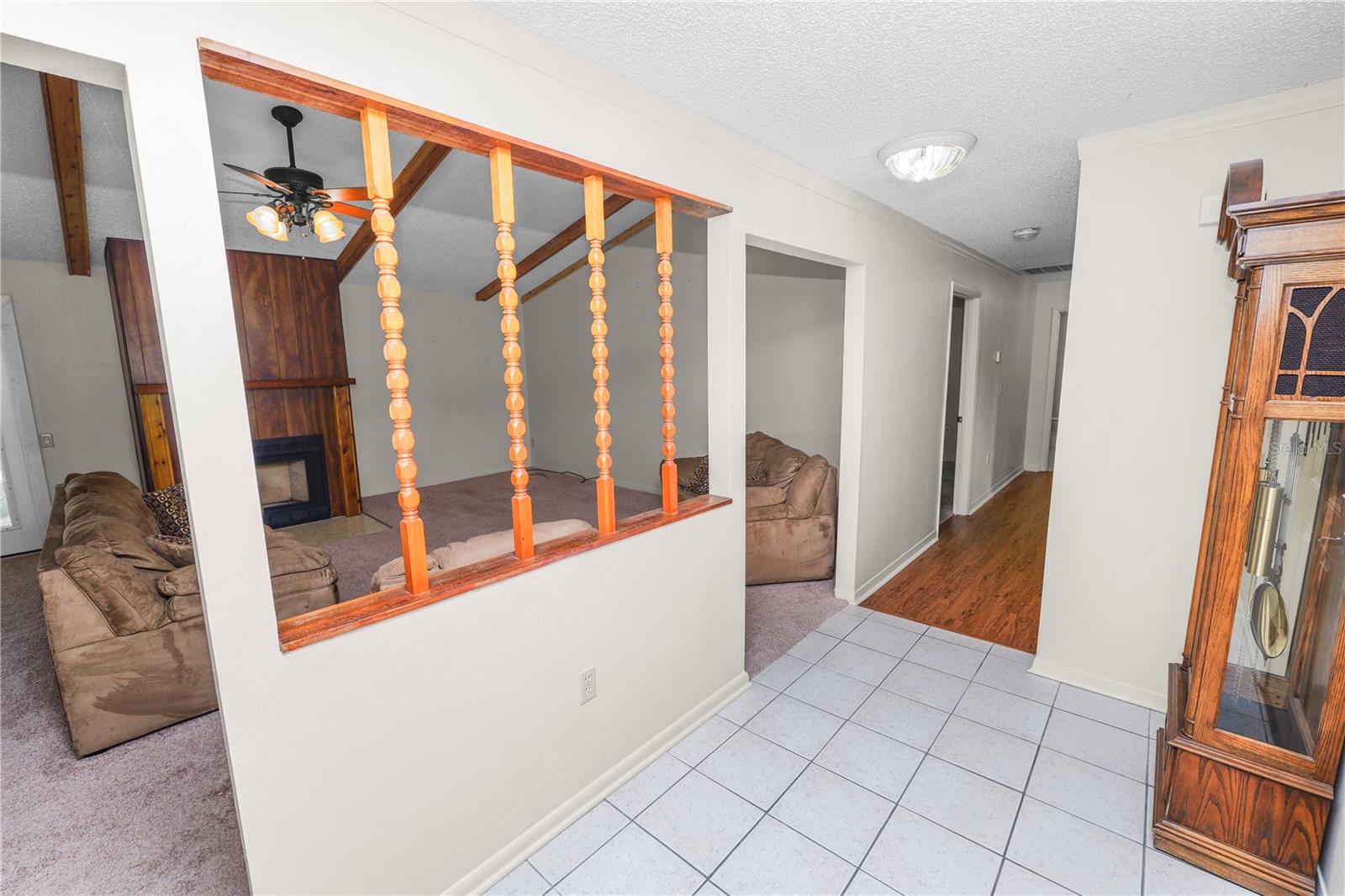 1917 LORI LN W