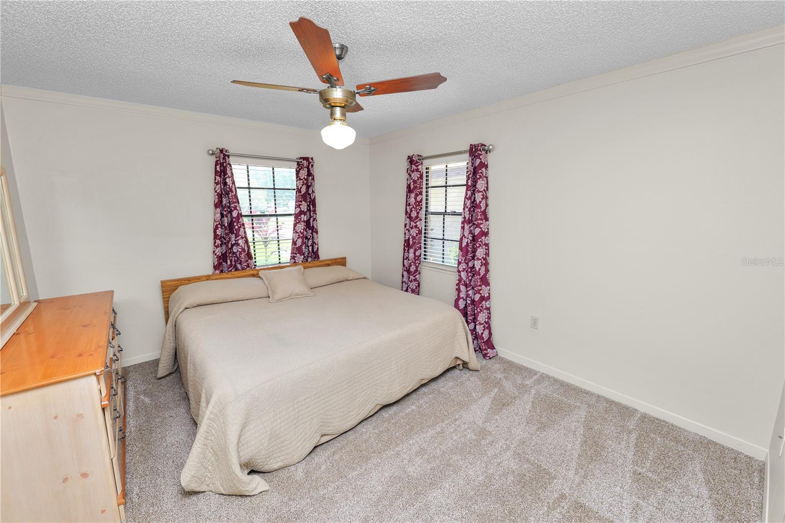 1917 LORI LN W