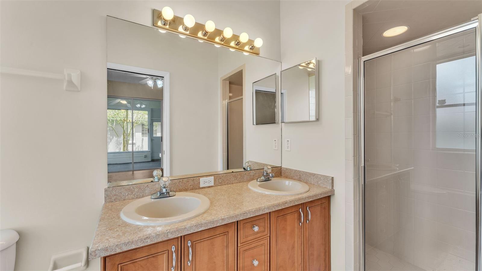 4445 PEBBLE POINTE DR