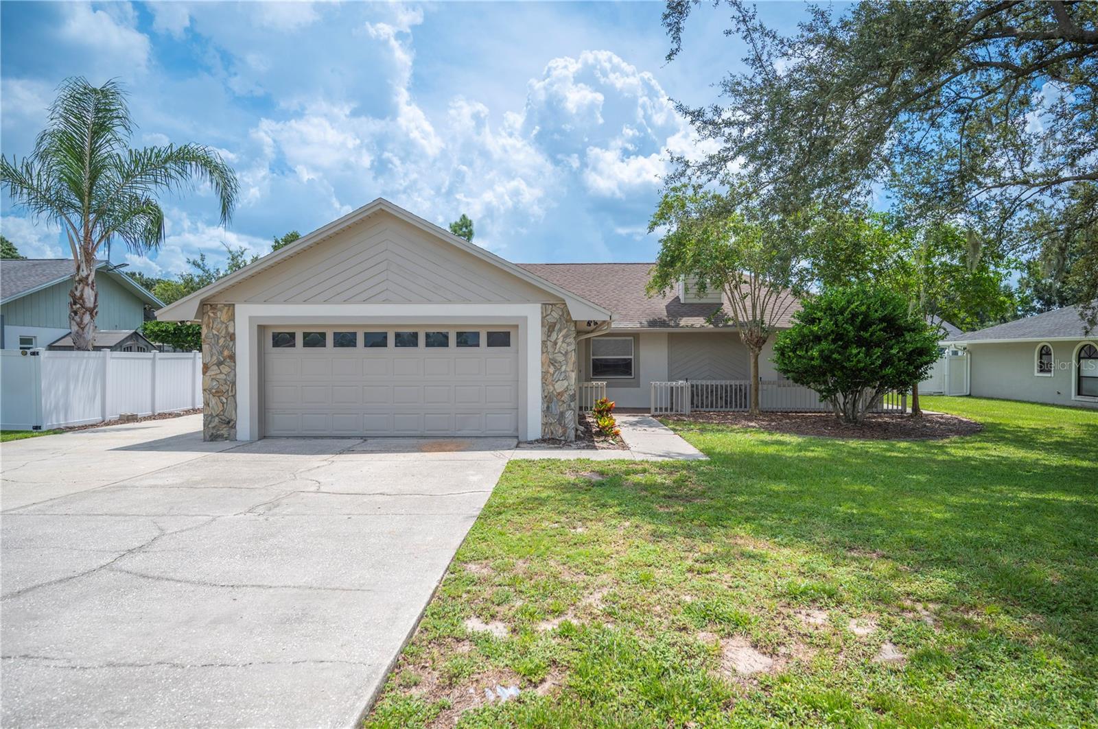 1054 COLONY PARK DR