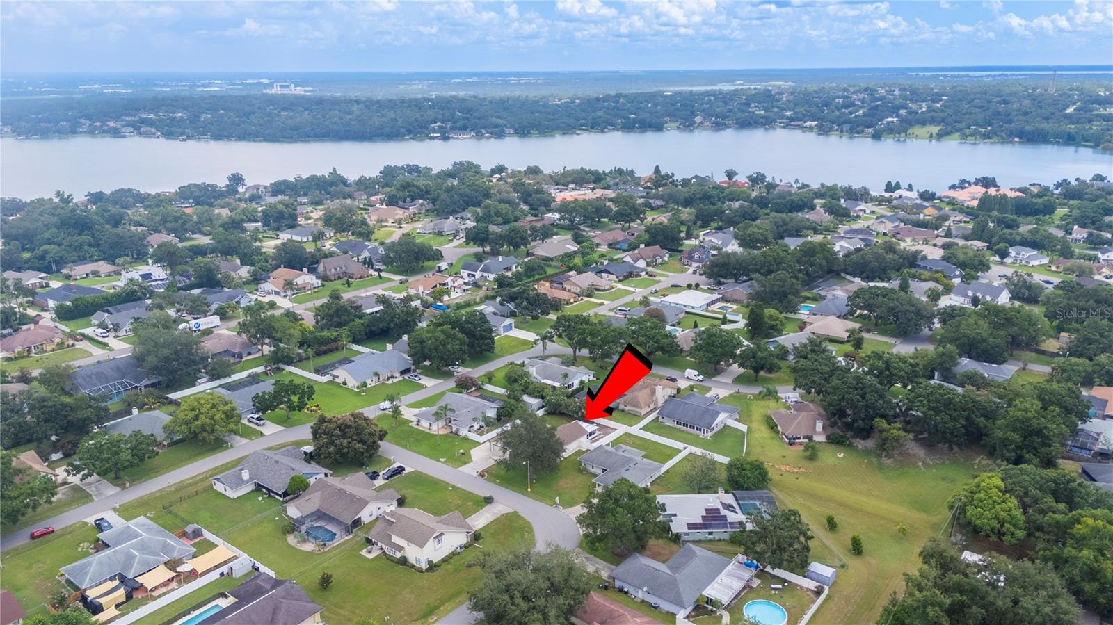 1054 COLONY PARK DR