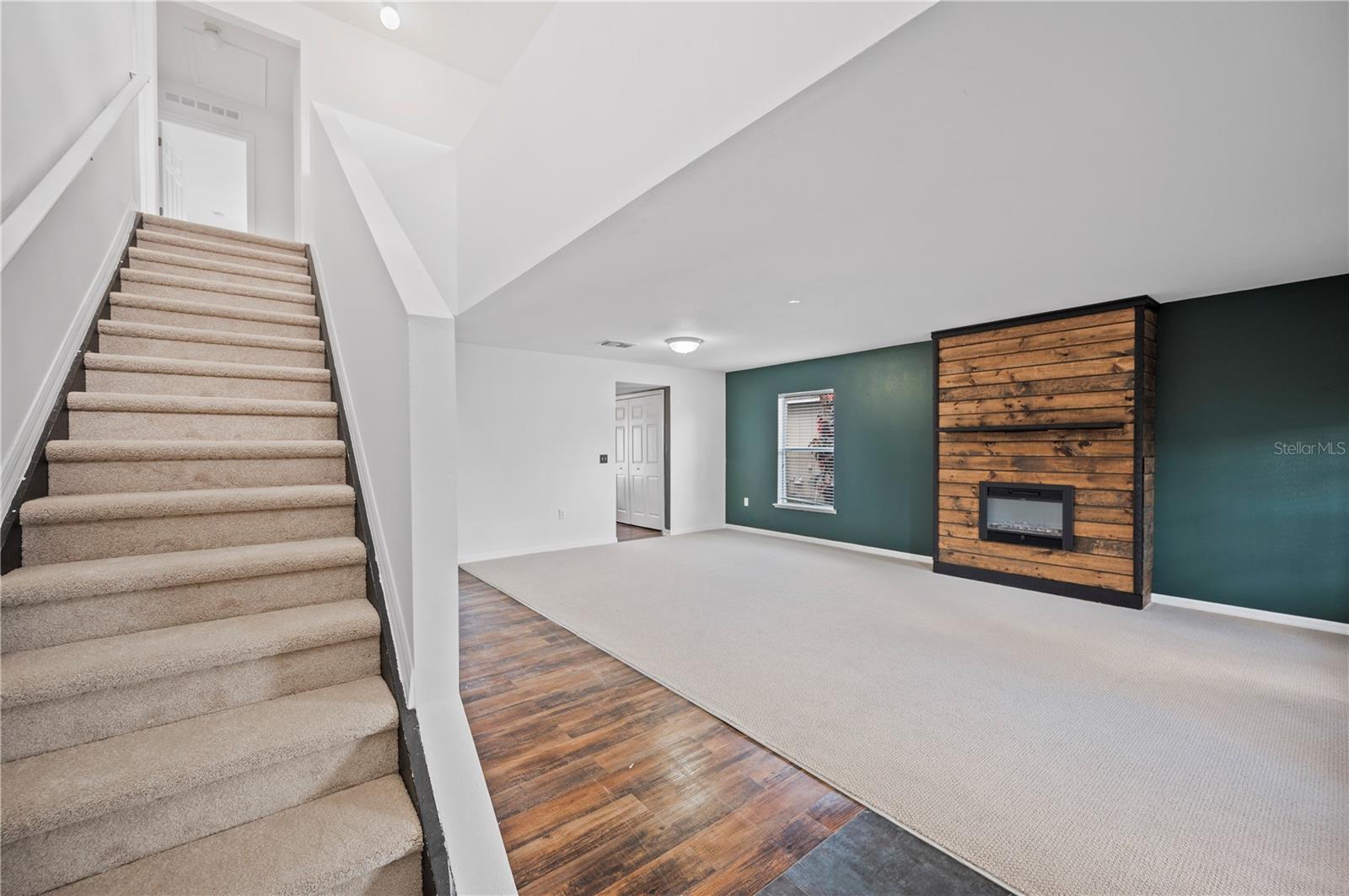5392 CHANDLER DR