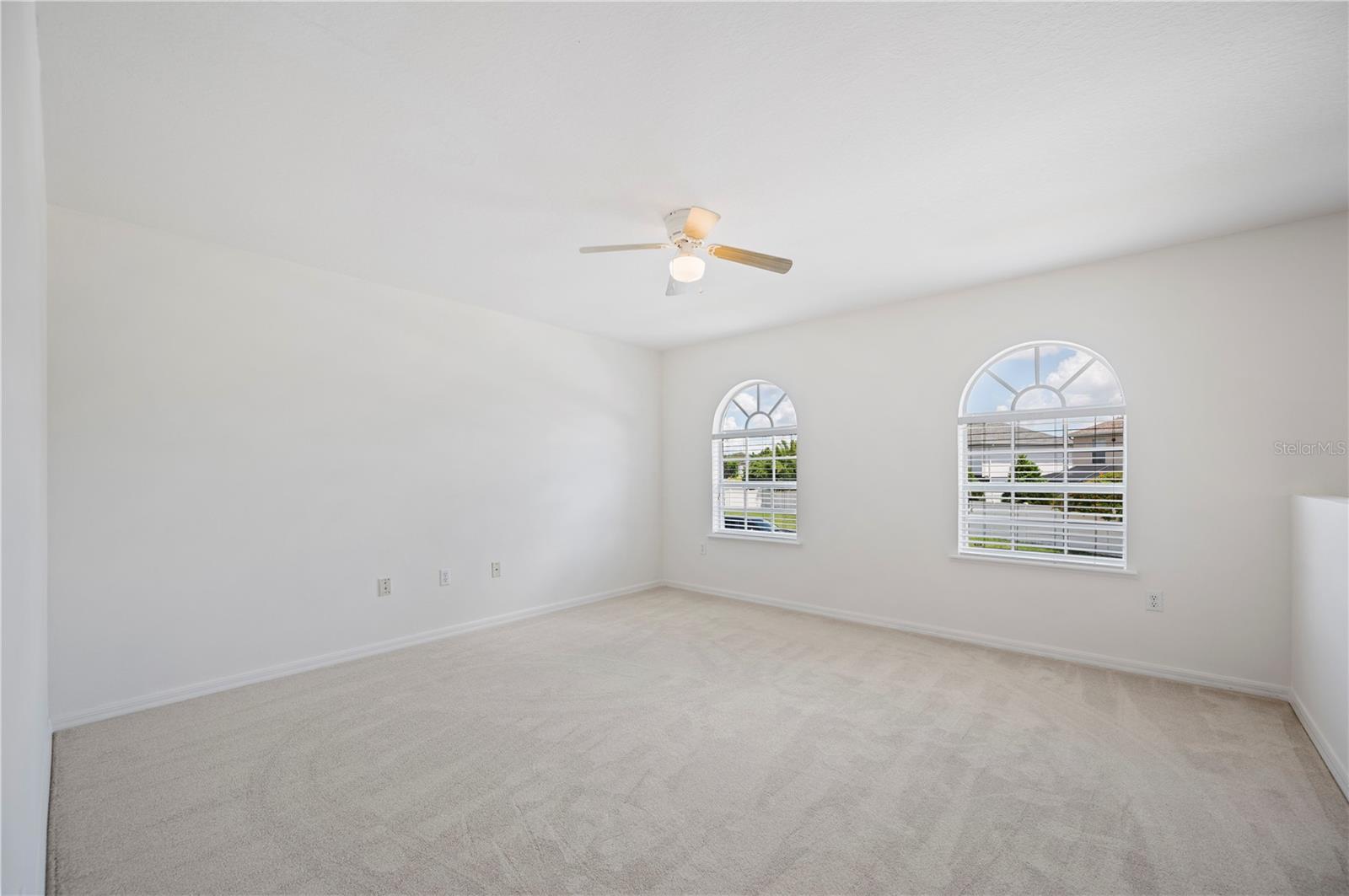 5392 CHANDLER DR