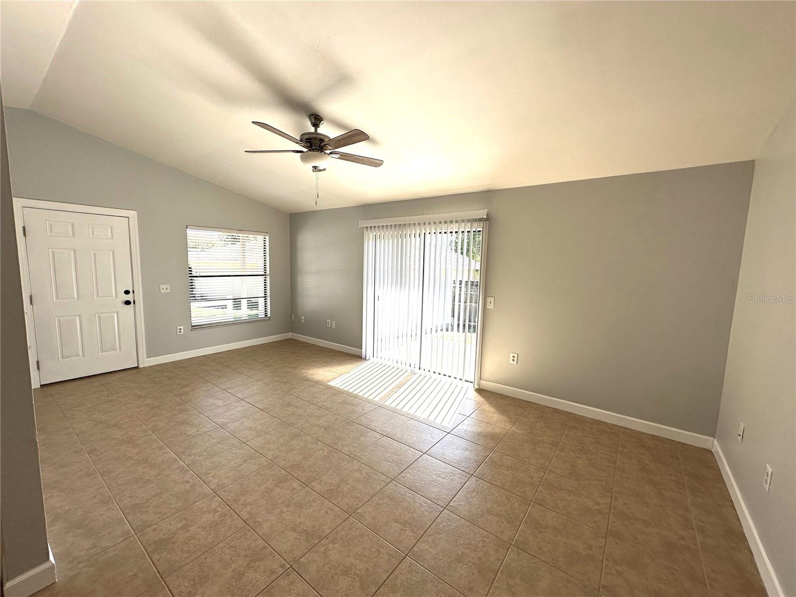 6311 HIGHLAND GARDENS CT