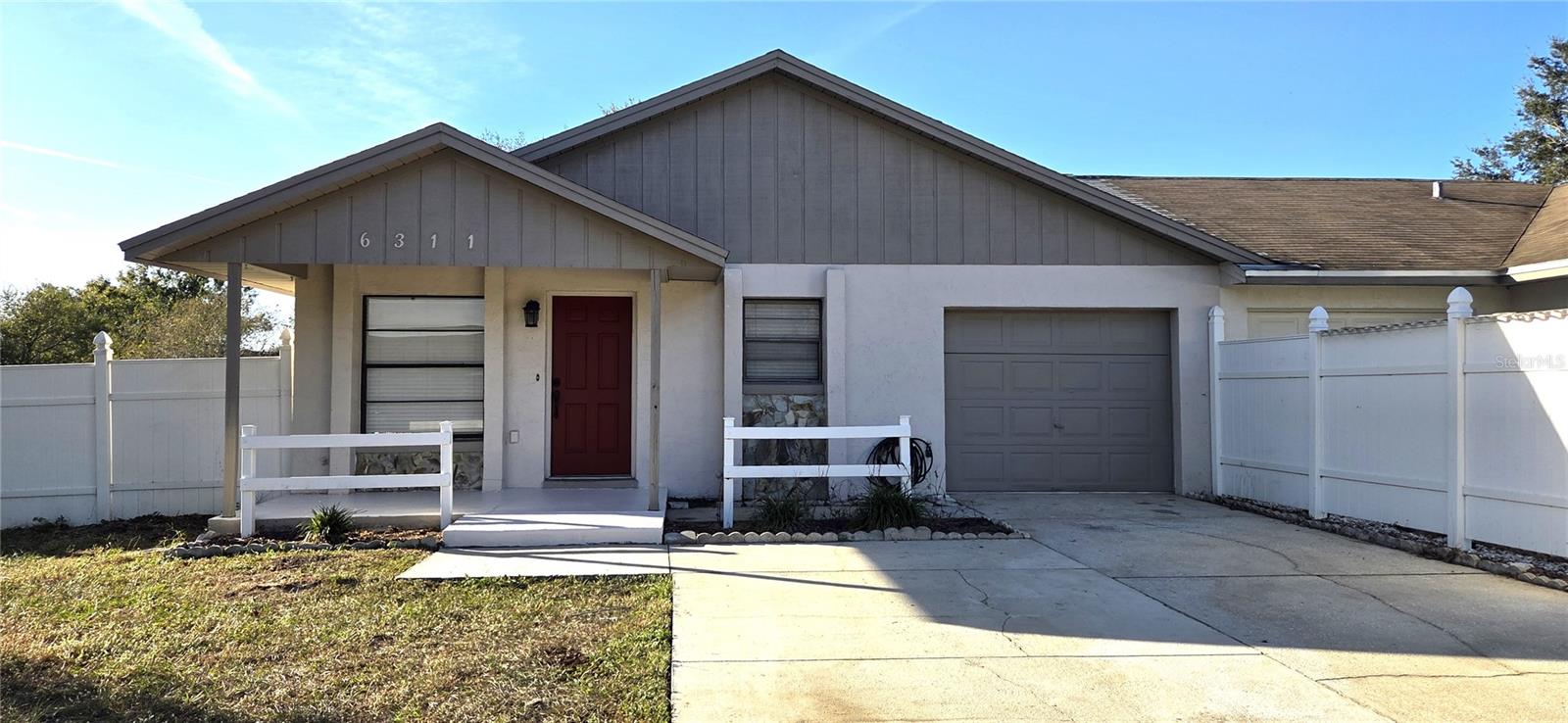 6311 HIGHLAND GARDENS CT