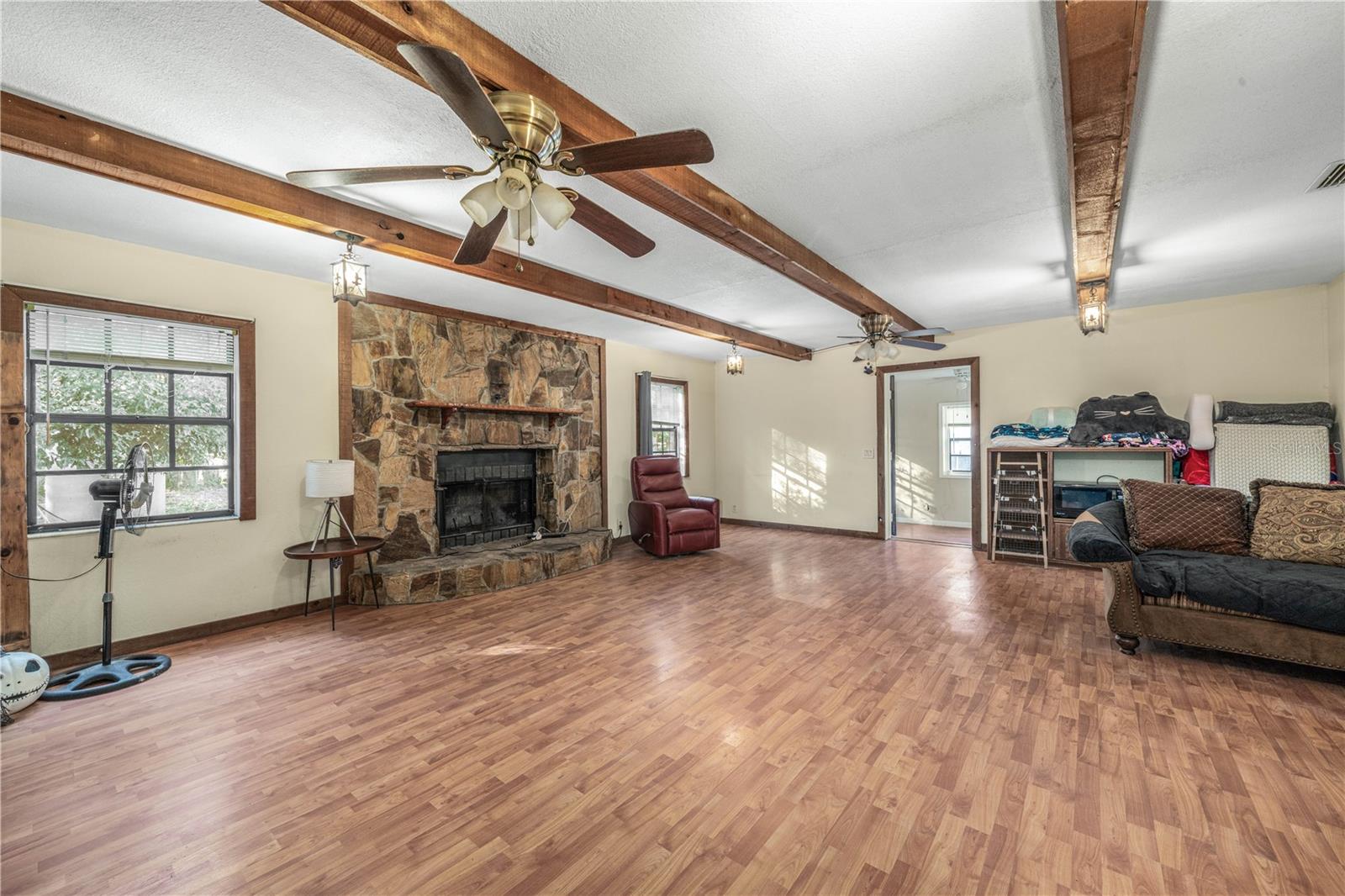 3250 MOUNTAIN LAKE CUTOFF RD