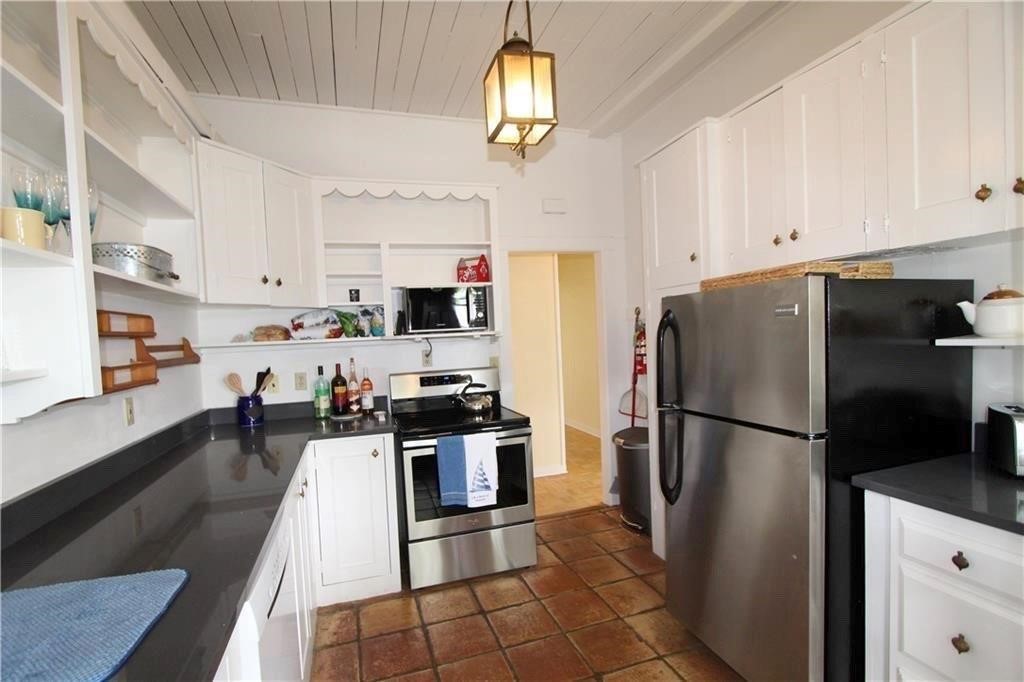 167 Coggeshall Avenue C