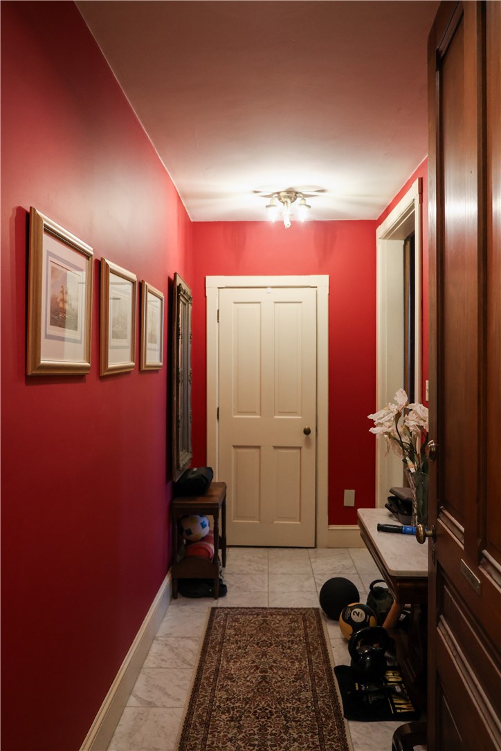6 Howe Avenue 3