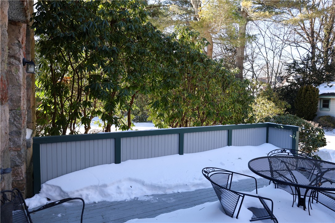 6 Howe Avenue 3